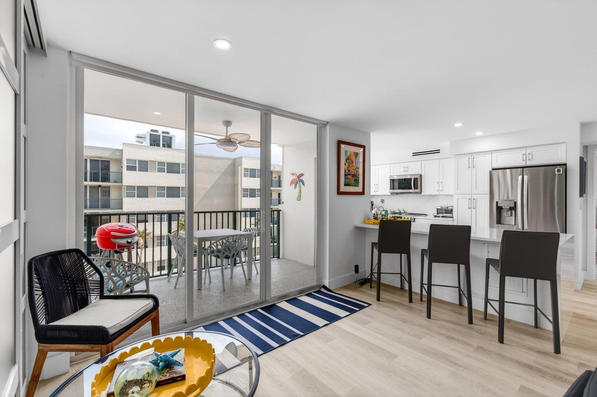 1236 Hillsboro Mile #406, Hillsboro Beach FL 33062