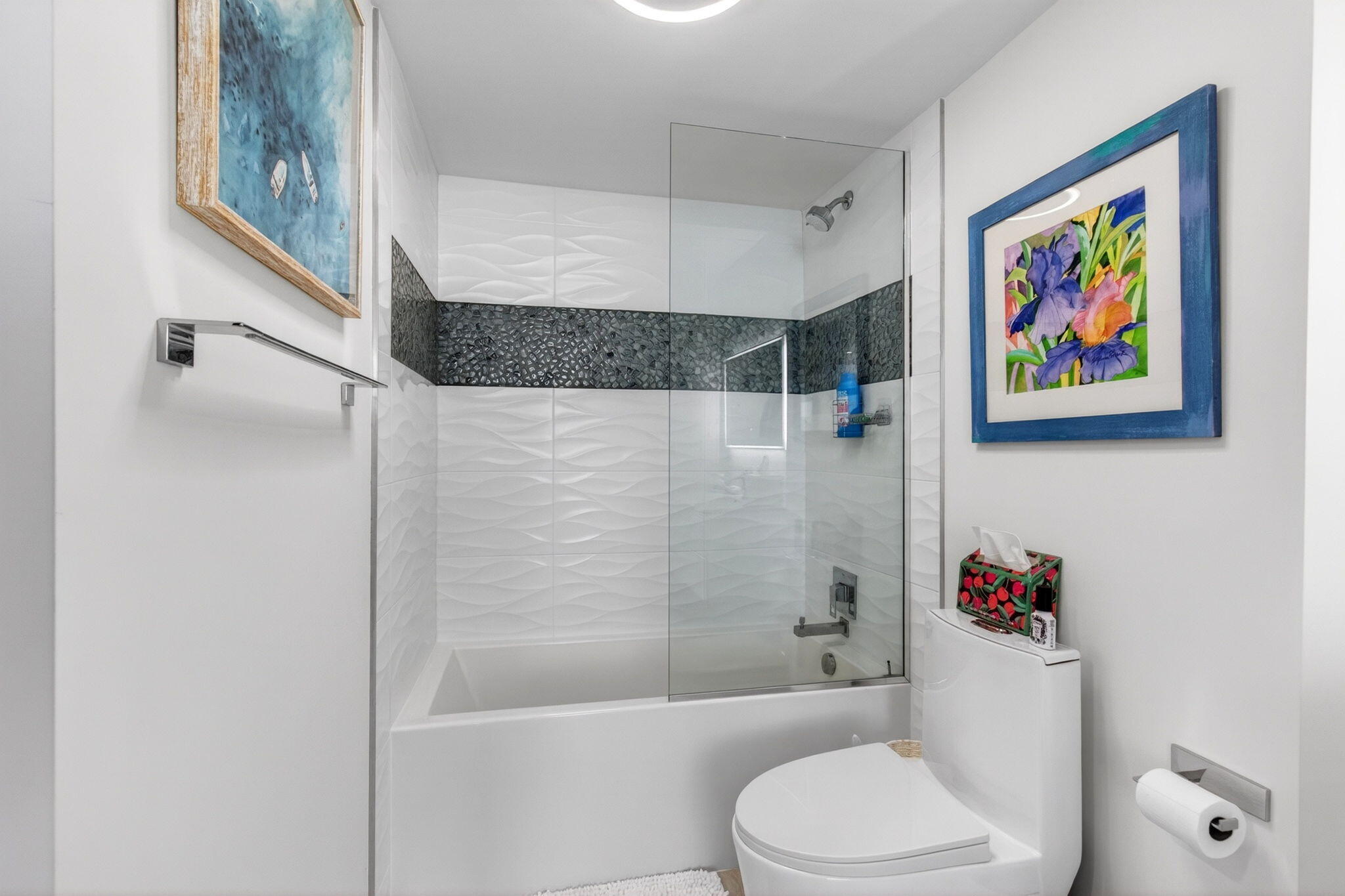 1236 Hillsboro Mile #406, Hillsboro Beach FL 33062