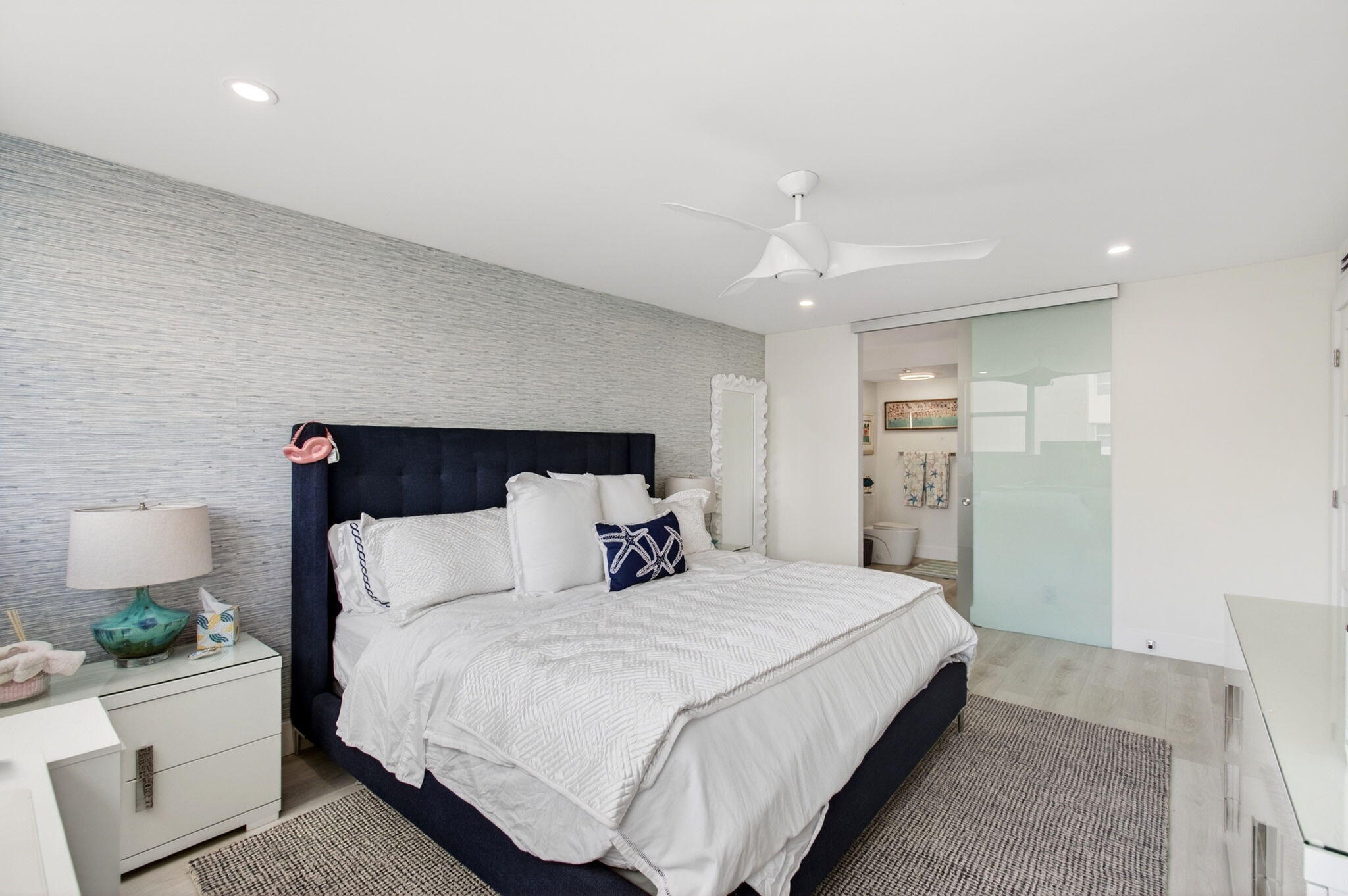 1236 Hillsboro Mile #406, Hillsboro Beach FL 33062