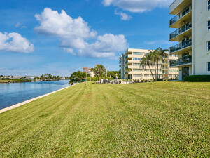 1236 Hillsboro Mile #406, Hillsboro Beach FL 33062