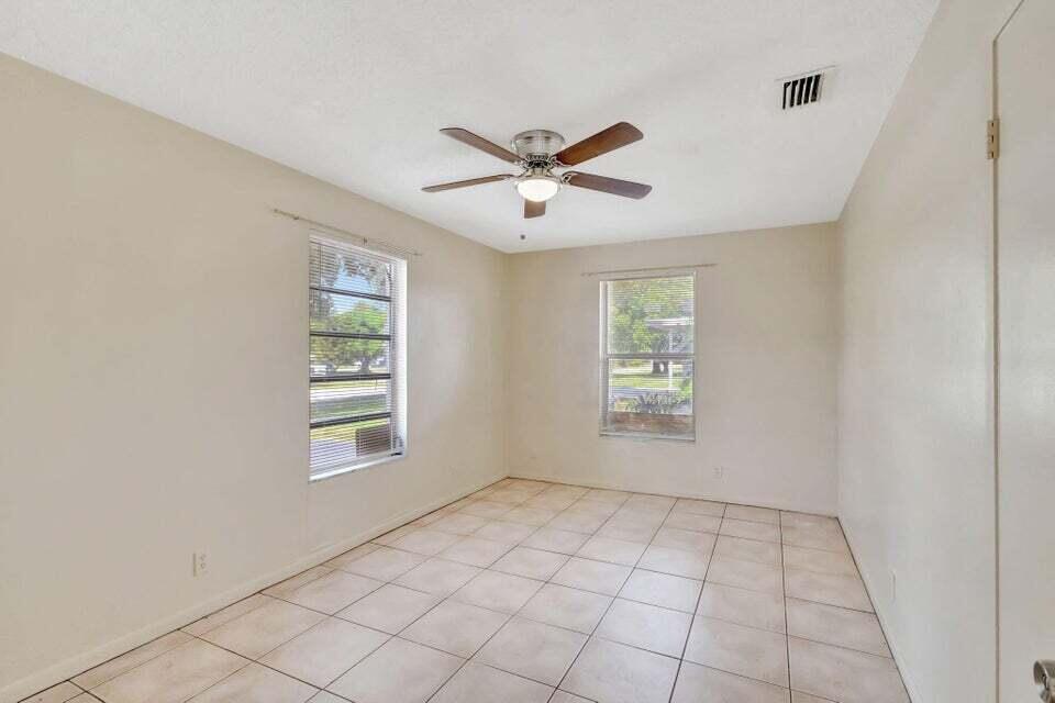 614 Holly #1, Palm Beach Gardens FL 33410