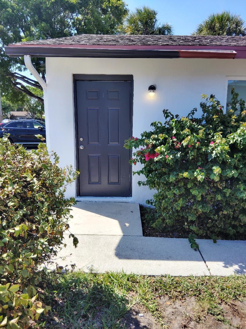 614 Holly #1, Palm Beach Gardens FL 33410