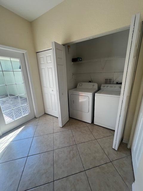 211 E Thatch Palm, Jupiter FL 33458