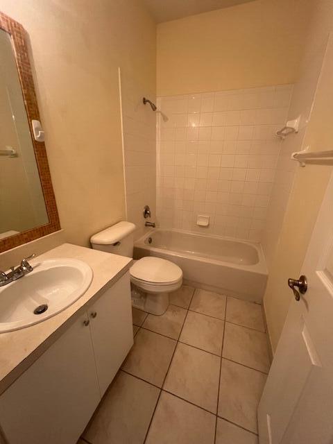 211 E Thatch Palm, Jupiter FL 33458