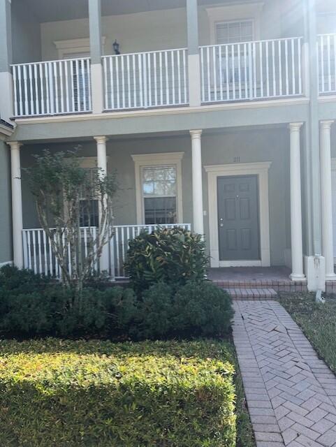 211 E Thatch Palm, Jupiter FL 33458