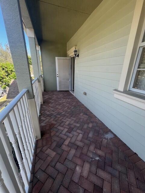 211 E Thatch Palm, Jupiter FL 33458