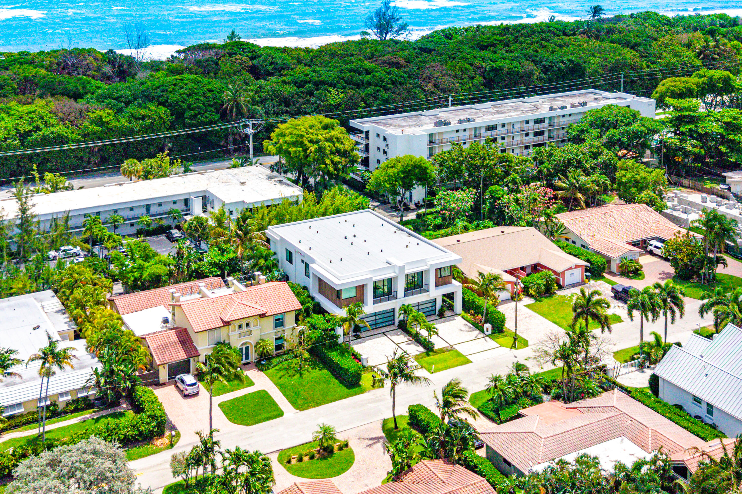 320 NE Wavecrest, Boca Raton FL 33432