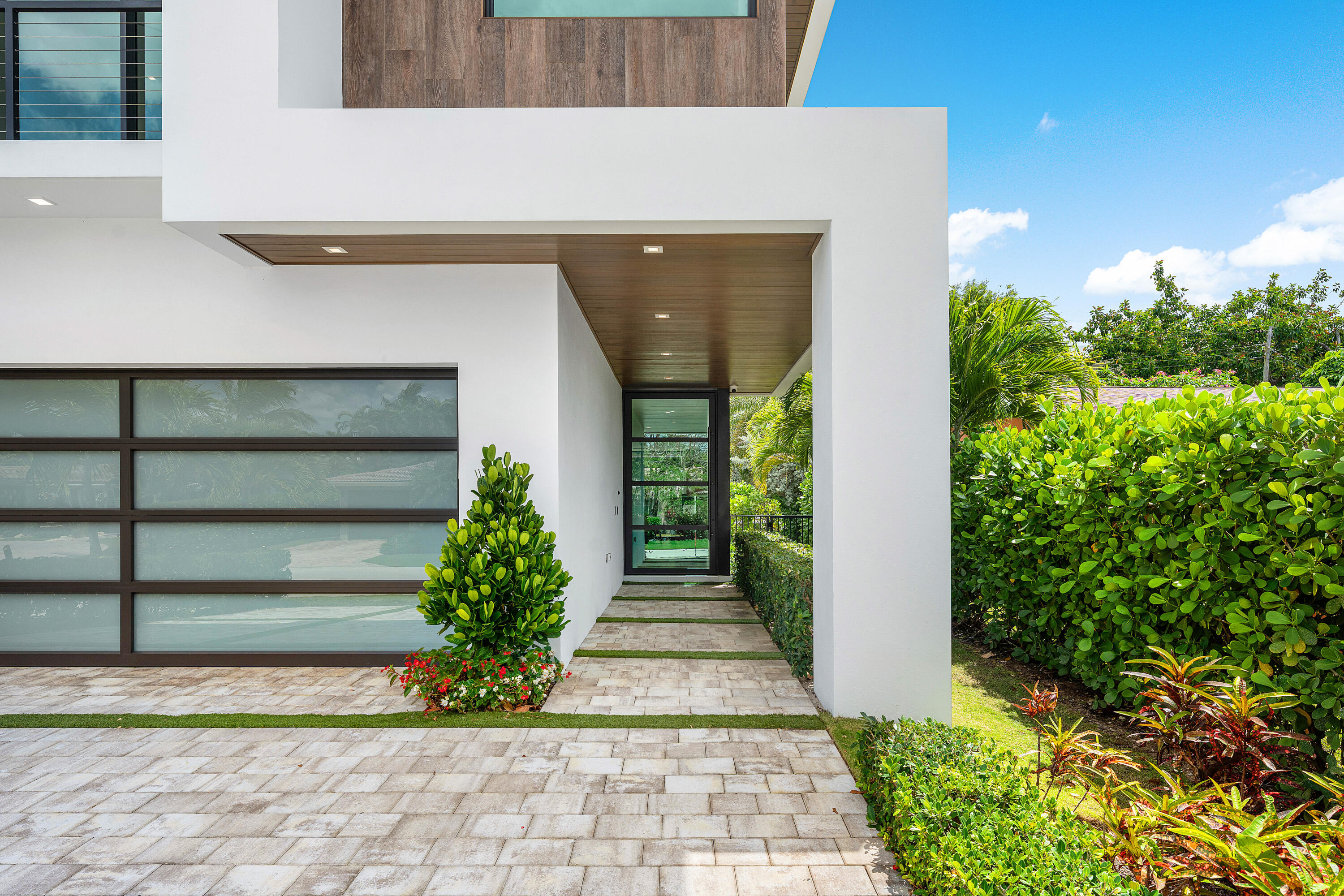 320 NE Wavecrest, Boca Raton FL 33432