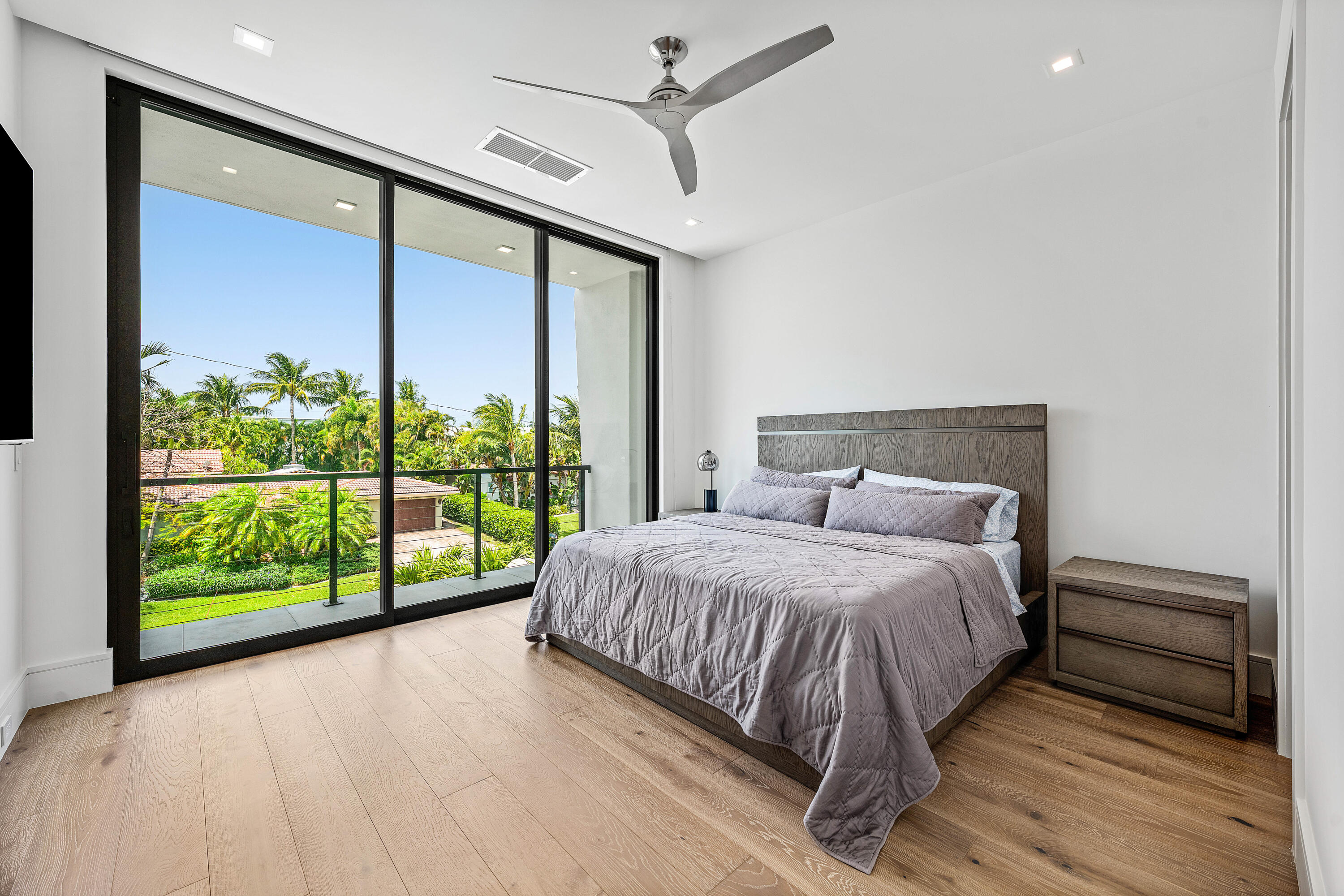 320 NE Wavecrest, Boca Raton FL 33432