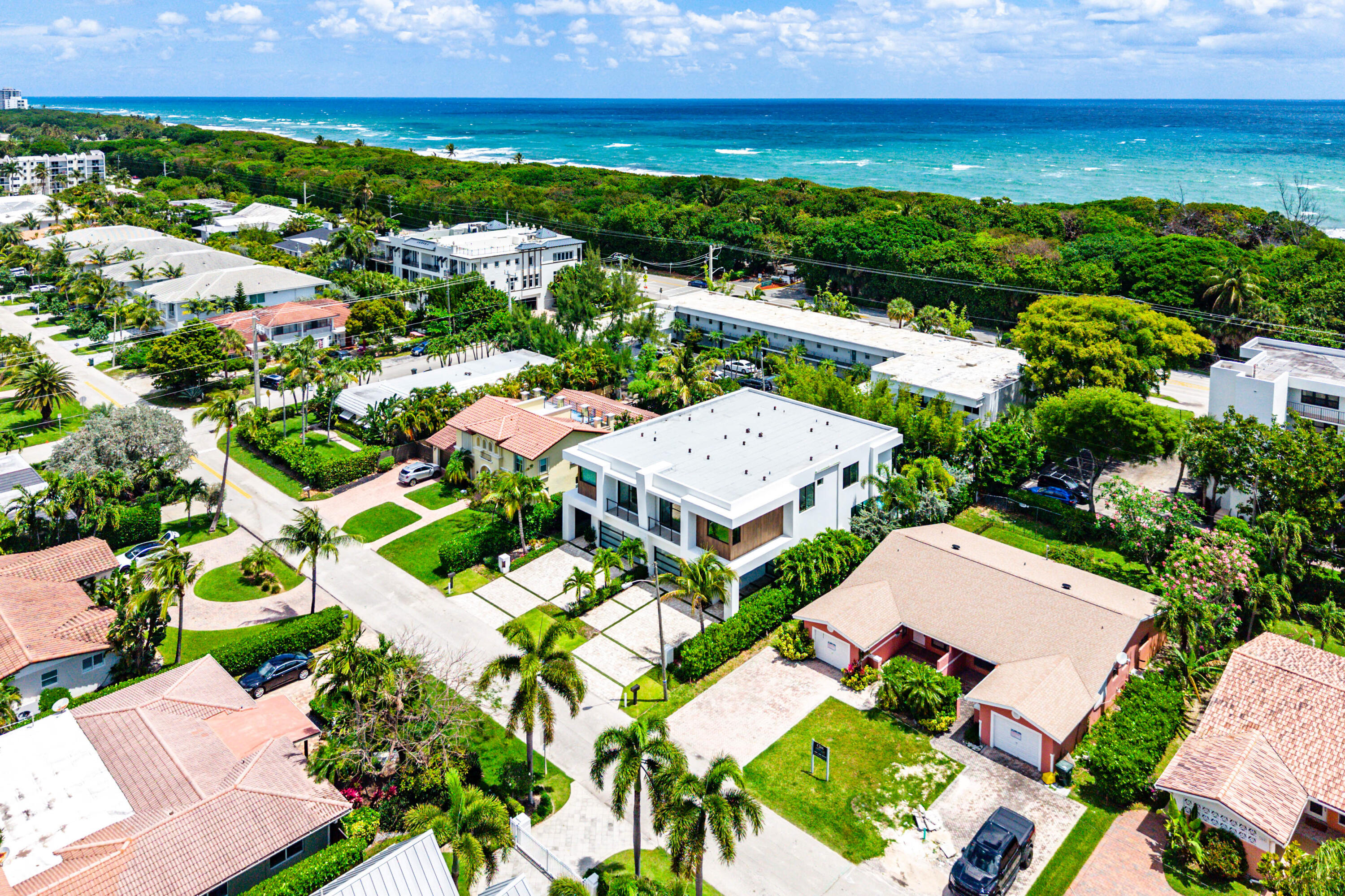 320 NE Wavecrest, Boca Raton FL 33432