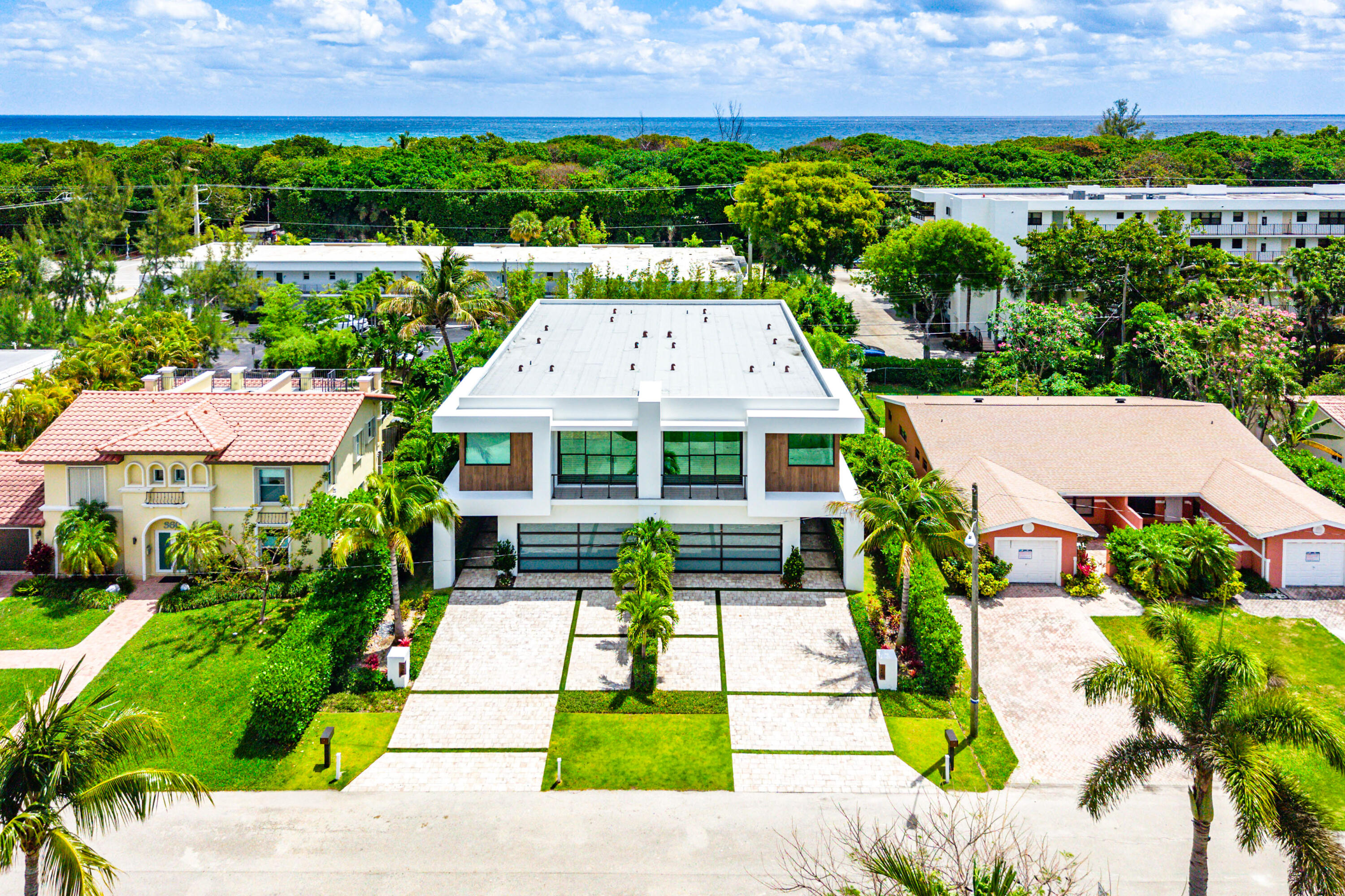 320 NE Wavecrest, Boca Raton FL 33432