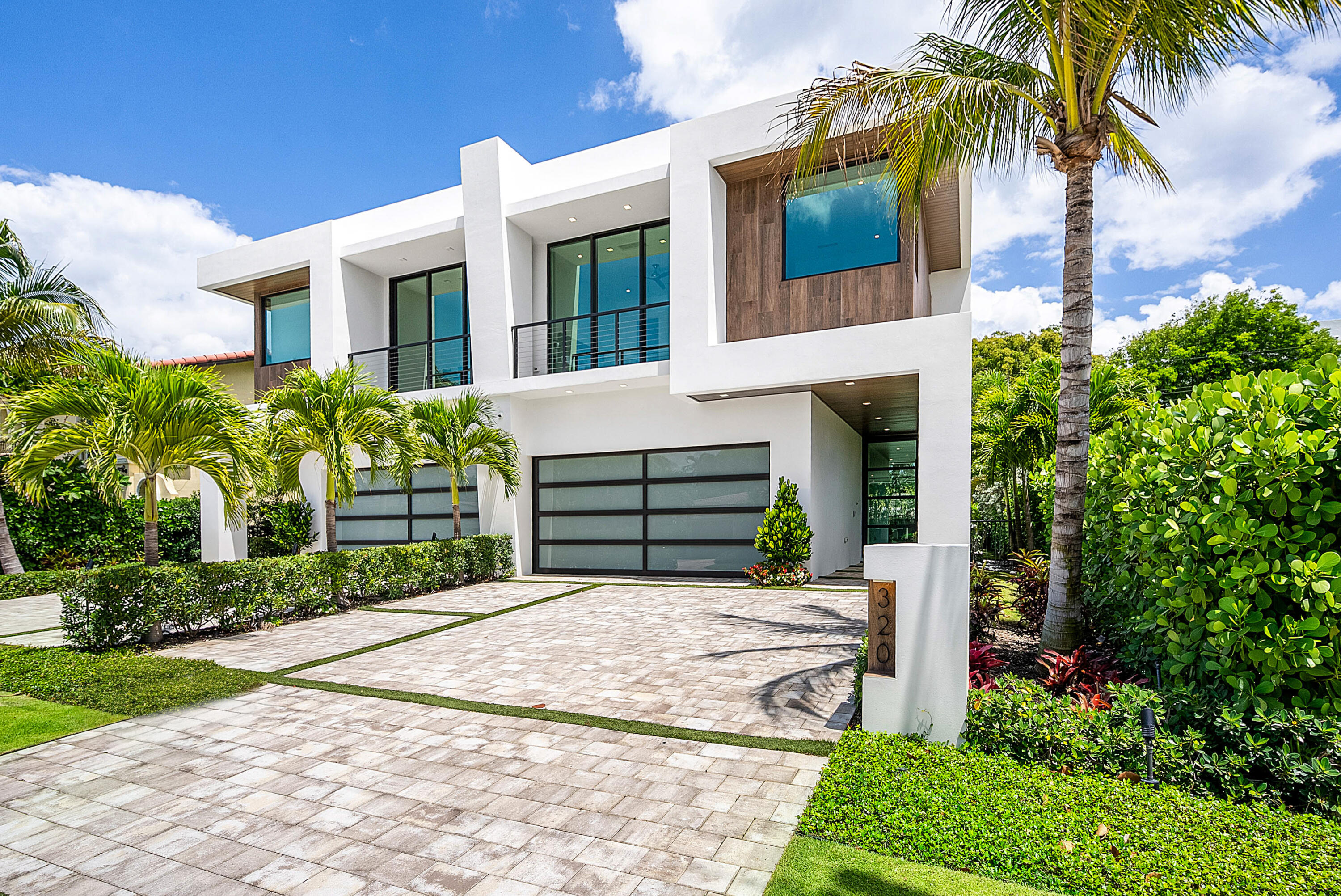 320 NE Wavecrest, Boca Raton FL 33432