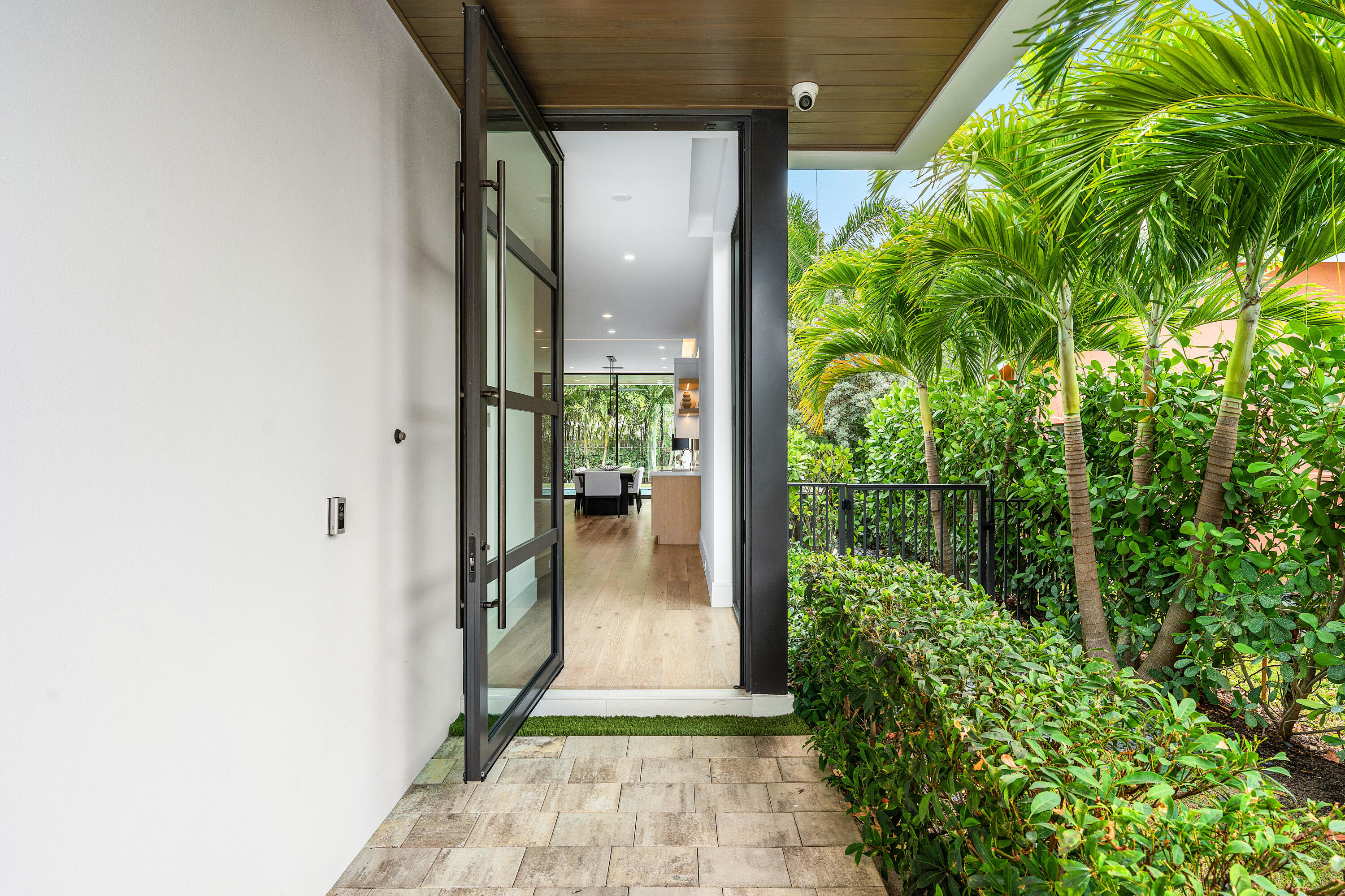 320 NE Wavecrest, Boca Raton FL 33432