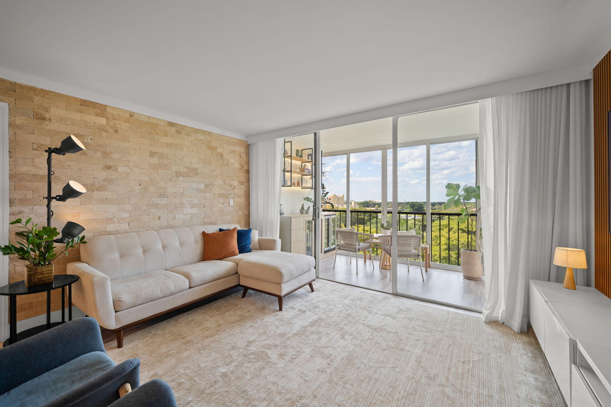 16300 Golf Club, Weston FL 33326