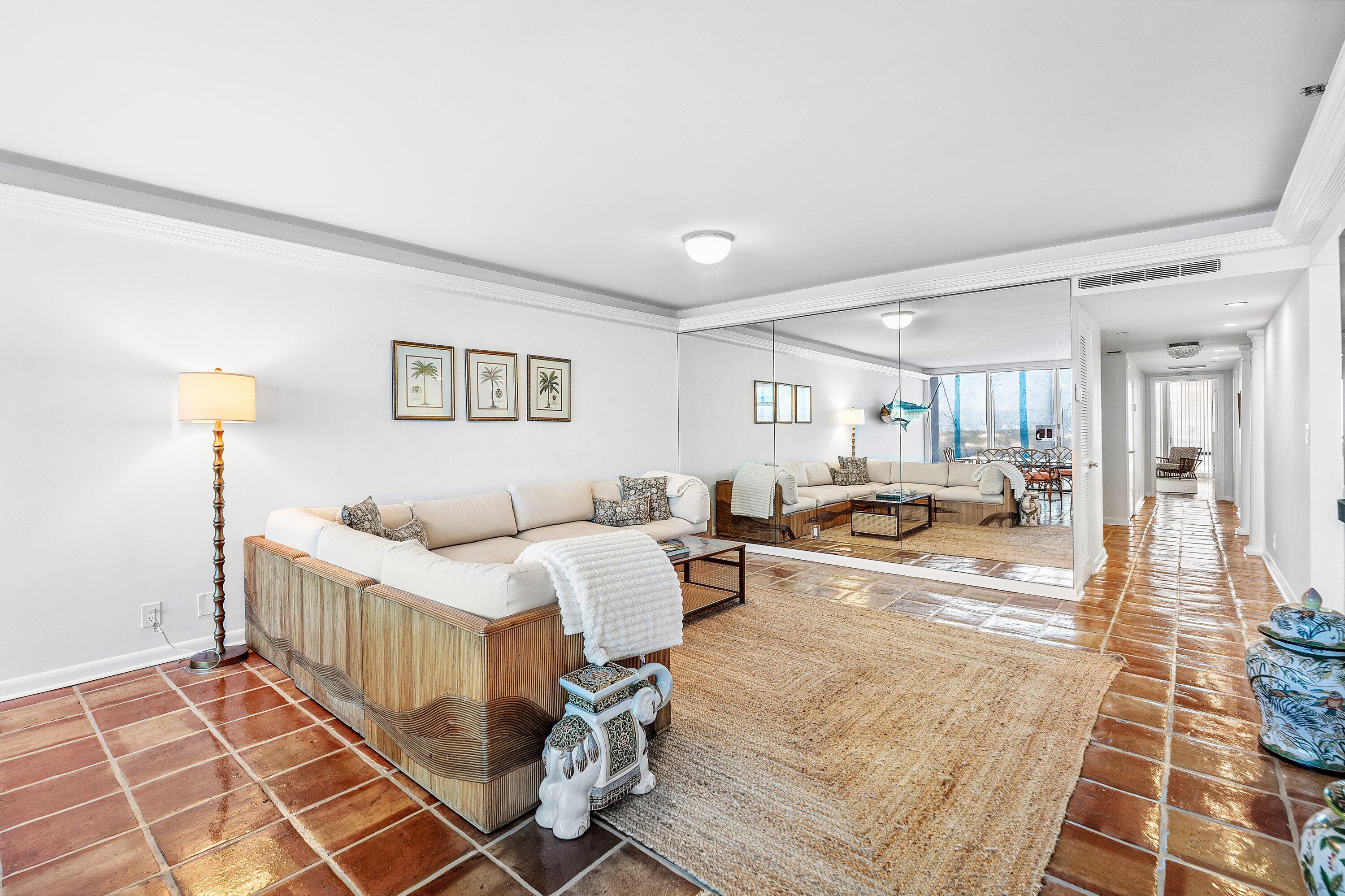 529 S Flagler #6g, West Palm Beach FL 33401