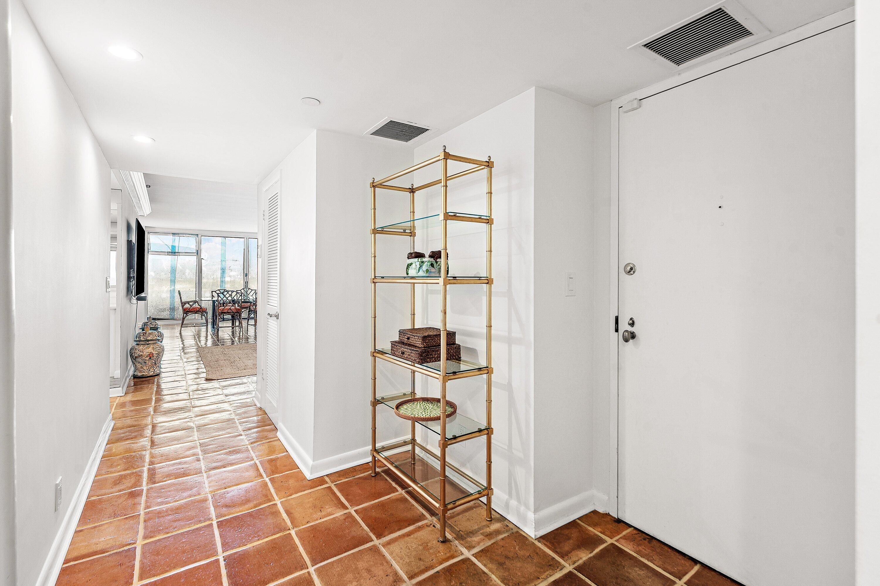 529 S Flagler #6g, West Palm Beach FL 33401