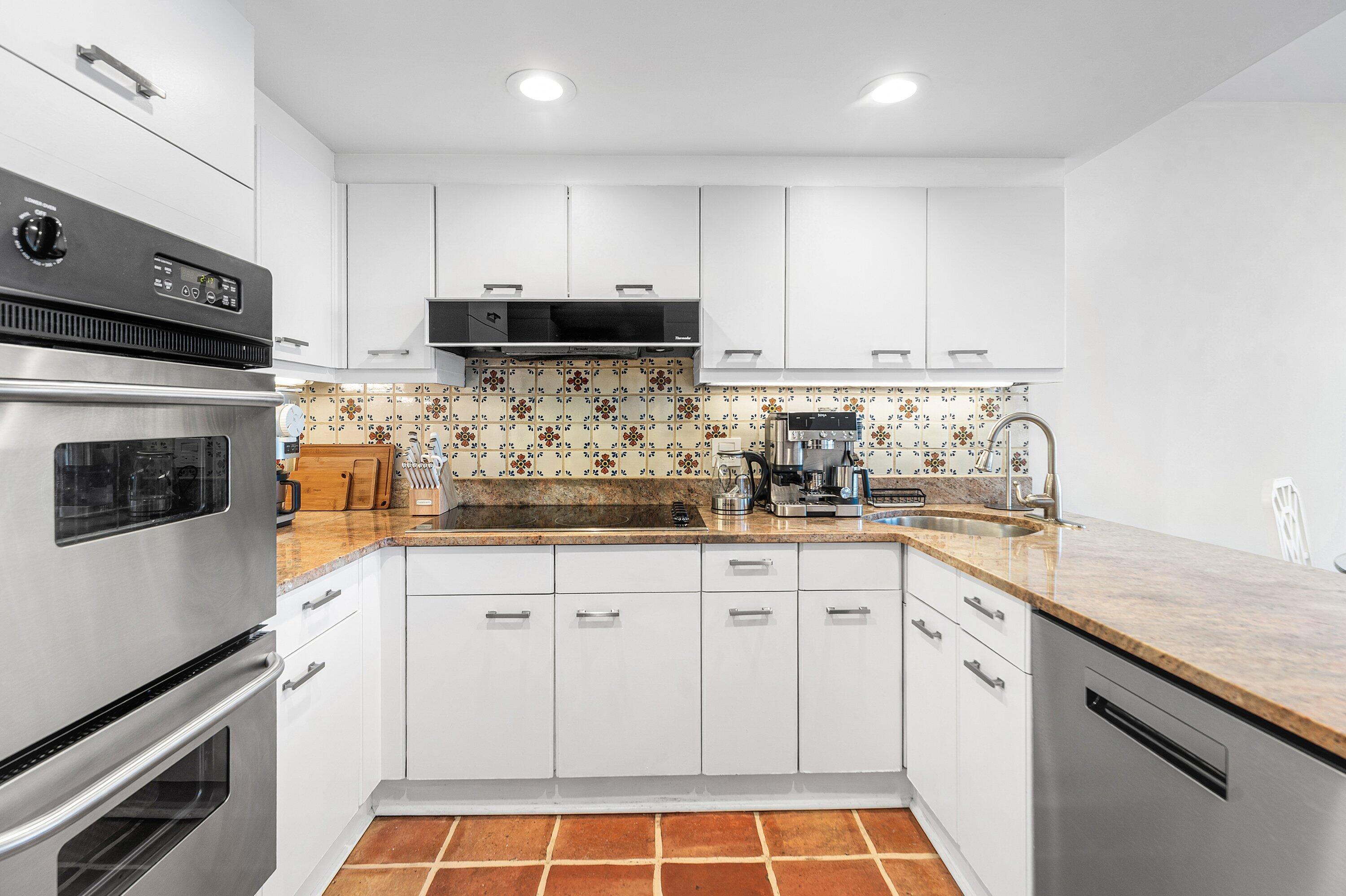 529 S Flagler #6g, West Palm Beach FL 33401