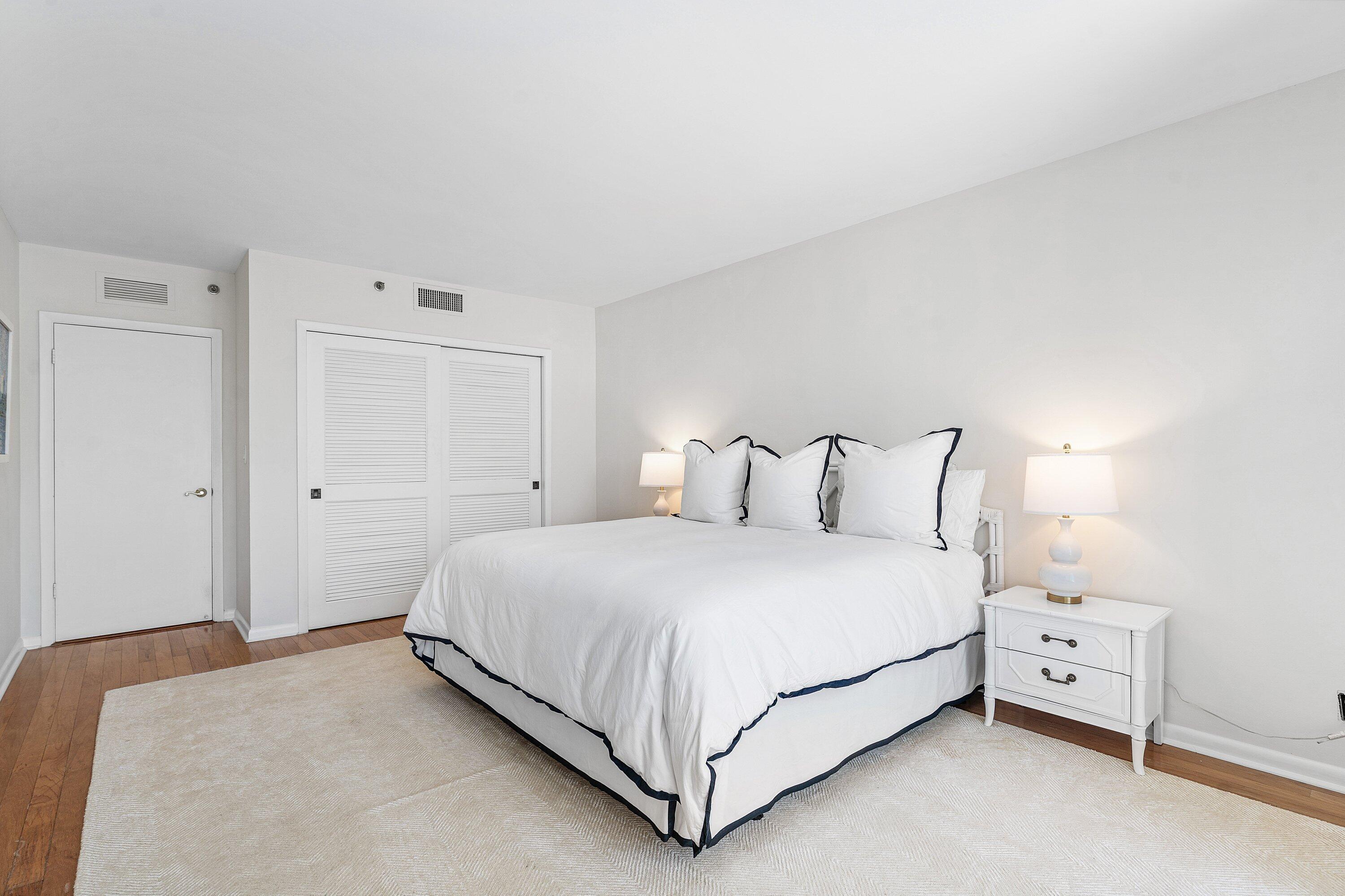 529 S Flagler #6g, West Palm Beach FL 33401