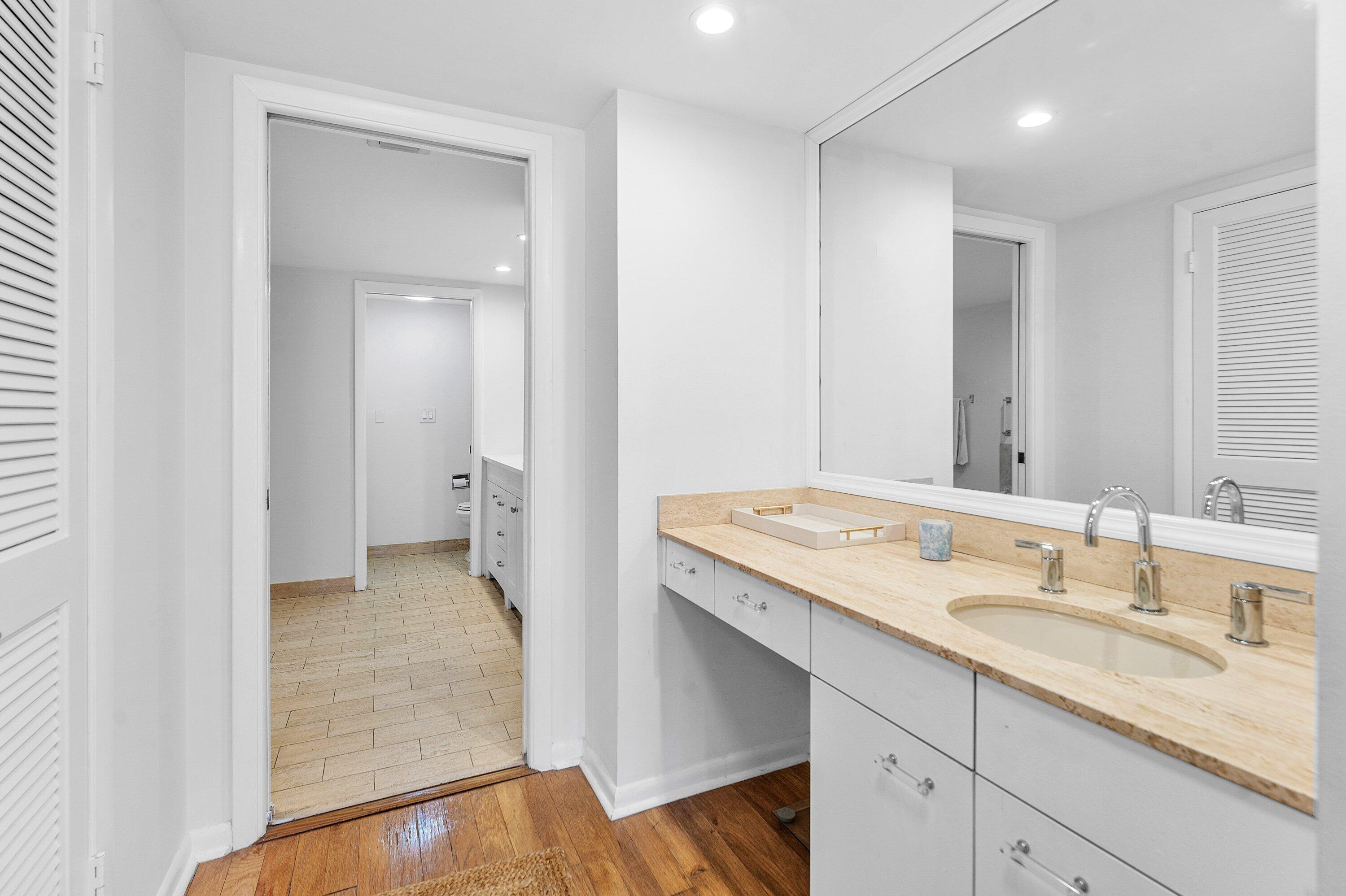 529 S Flagler #6g, West Palm Beach FL 33401