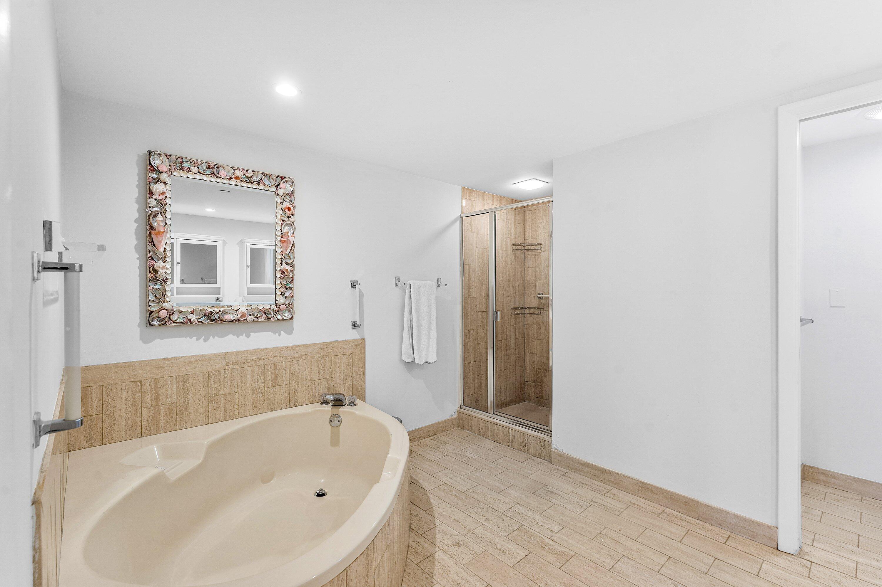 529 S Flagler #6g, West Palm Beach FL 33401