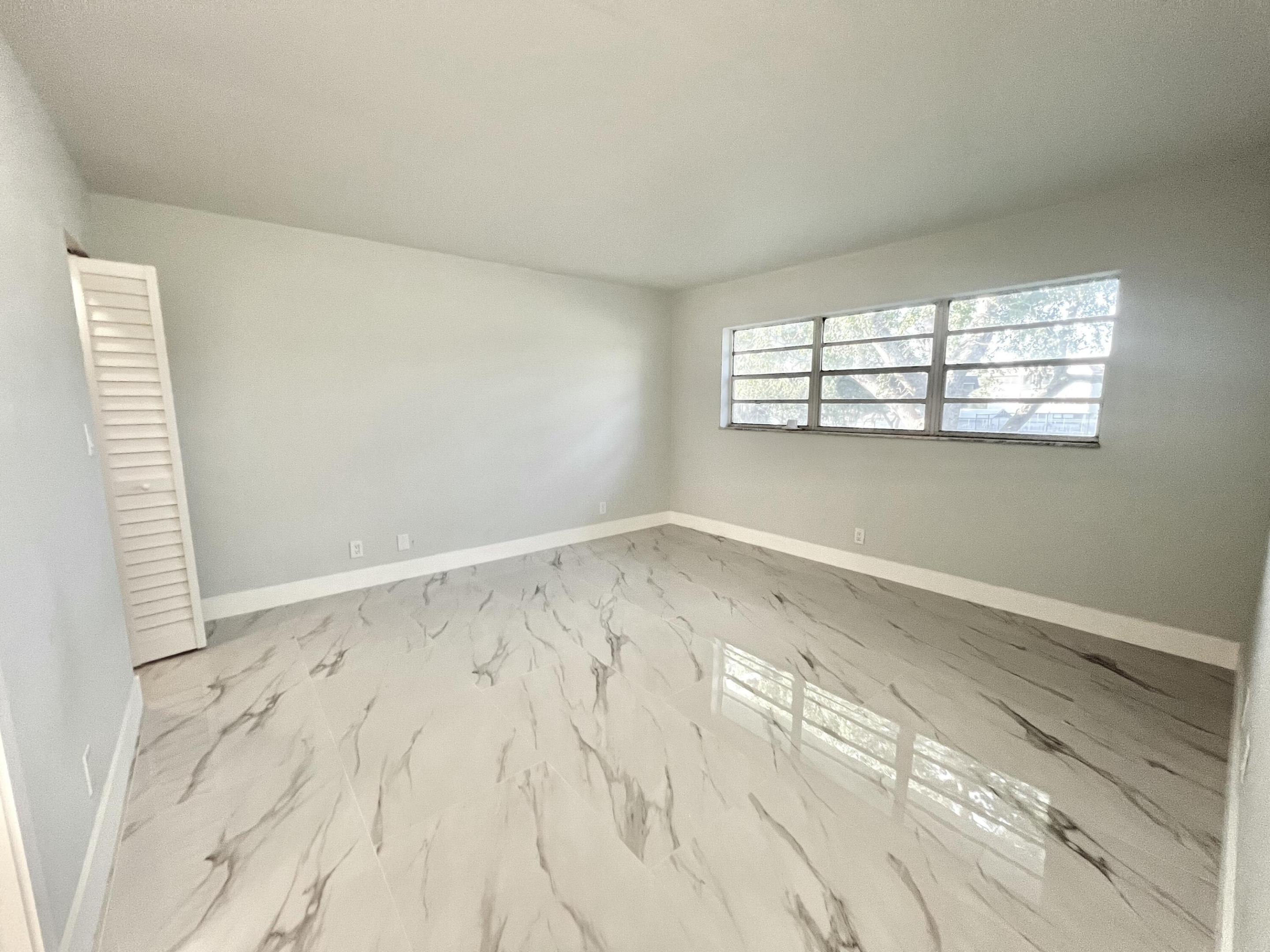 601 S State Road 7 #2c, Margate FL 33068