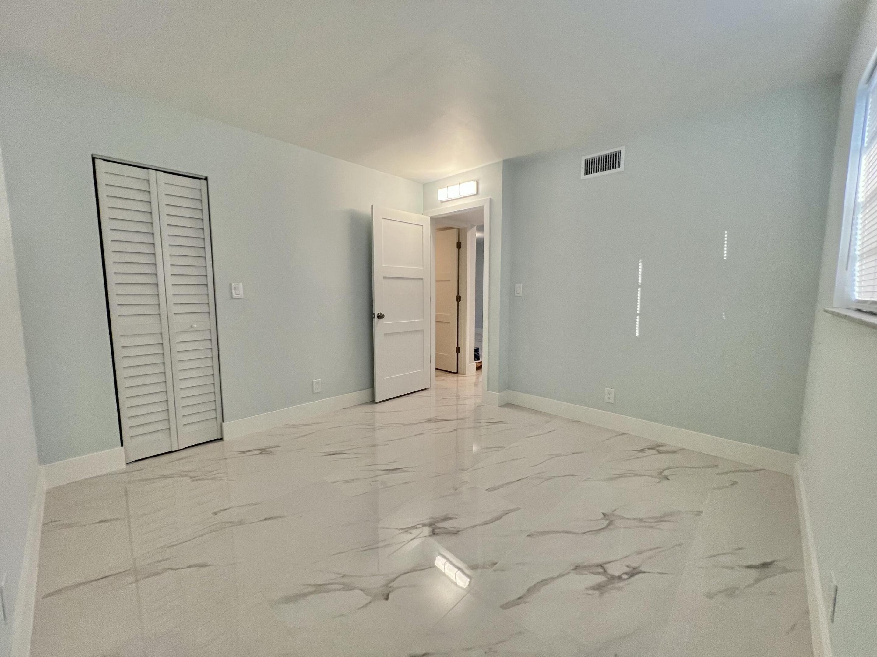 601 S State Road 7 #2c, Margate FL 33068