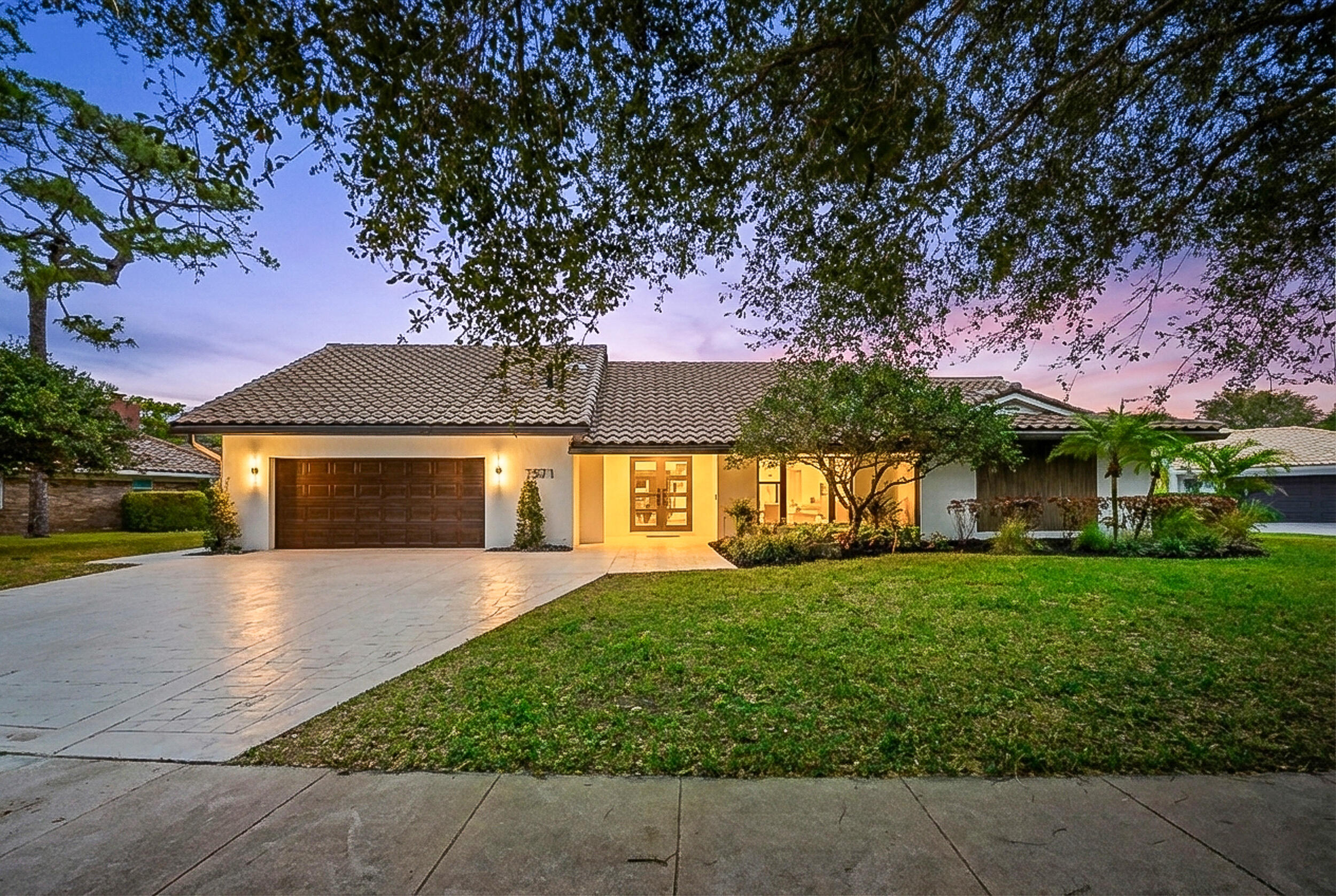 7571 Estrella, Boca Raton FL 33433