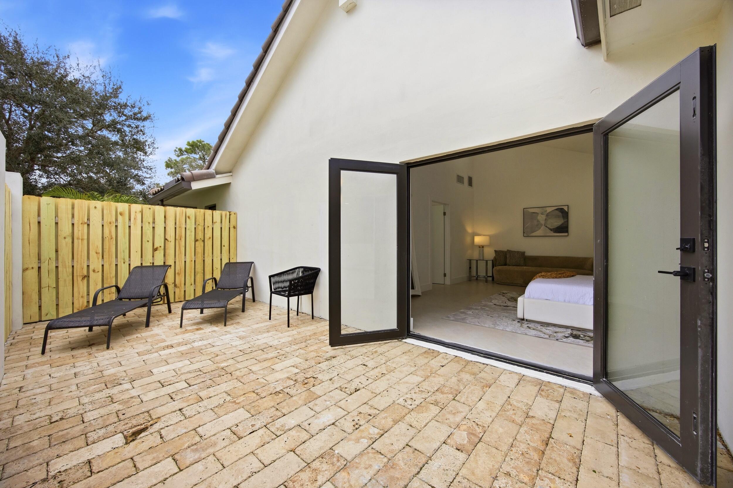 7571 Estrella, Boca Raton FL 33433