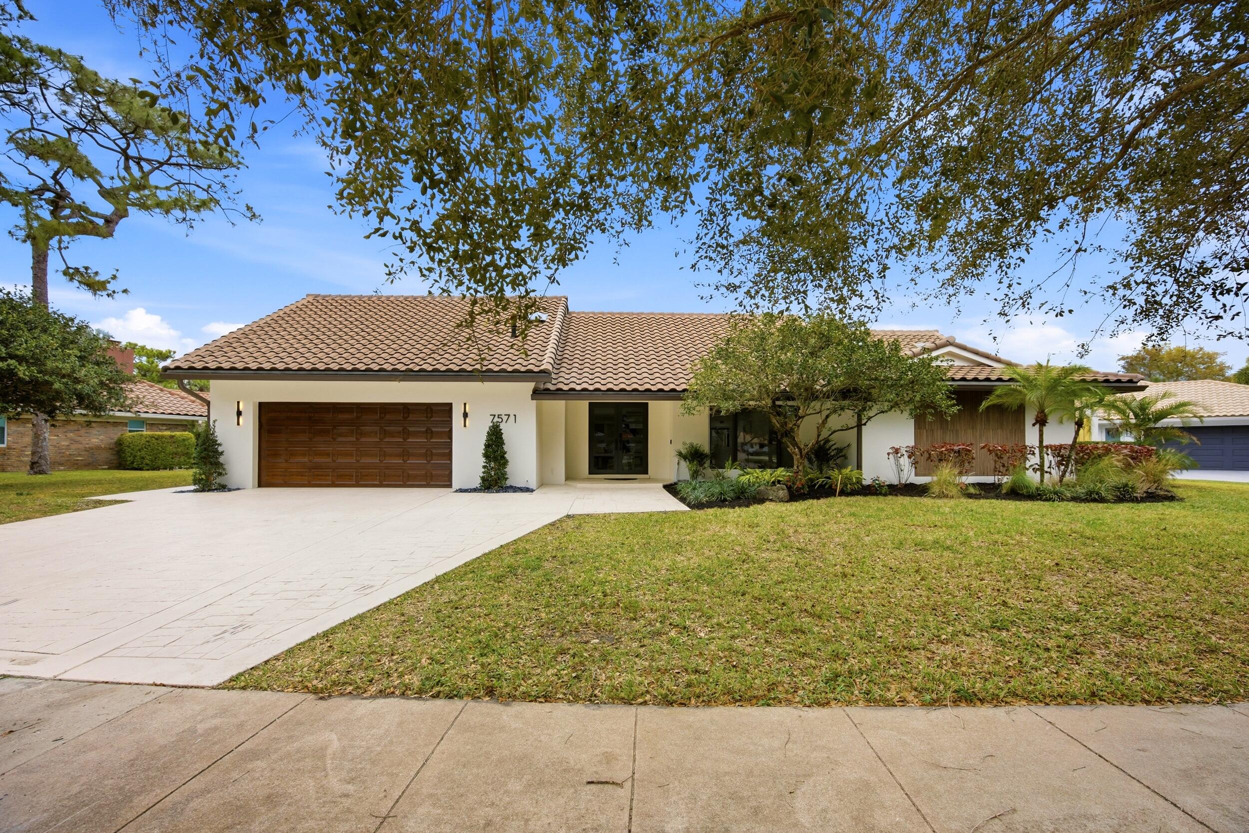 7571 Estrella, Boca Raton FL 33433