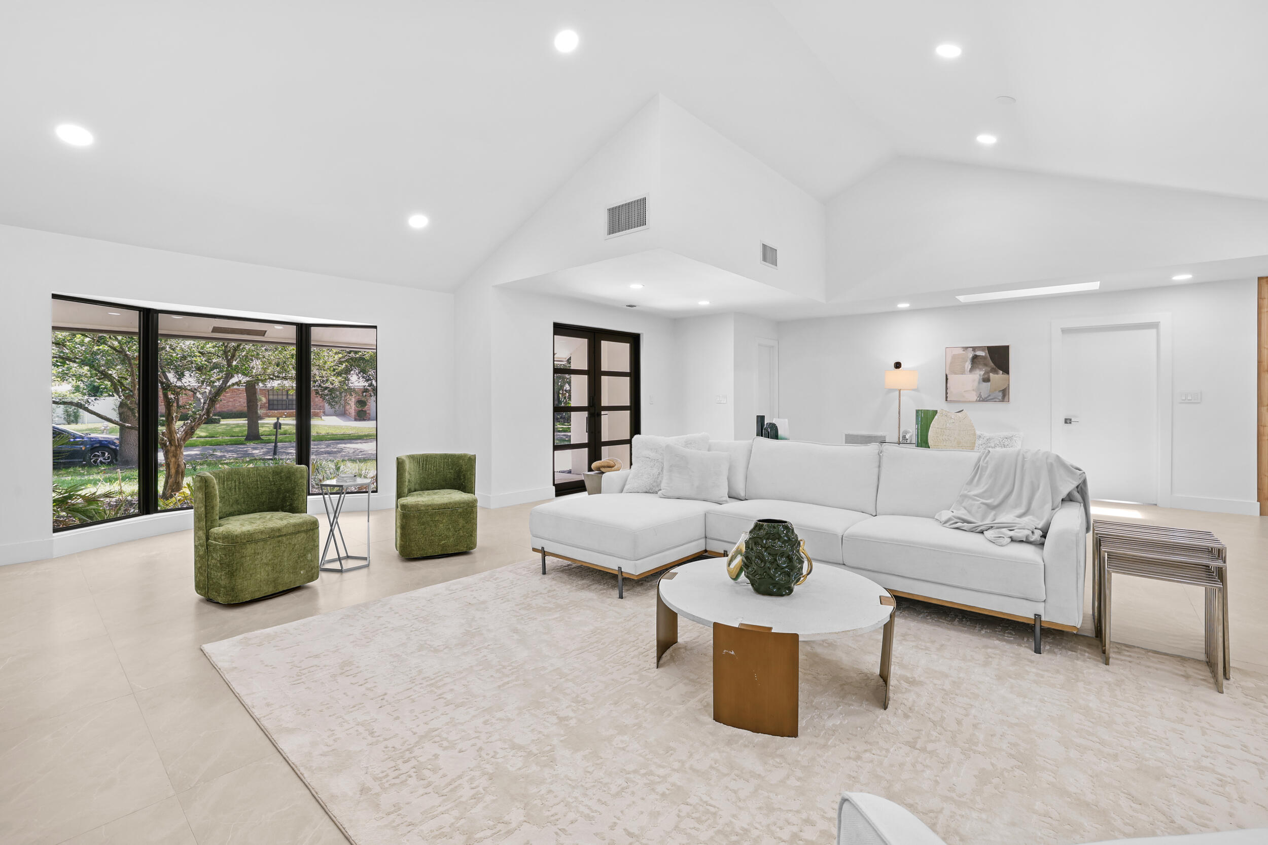 7571 Estrella, Boca Raton FL 33433