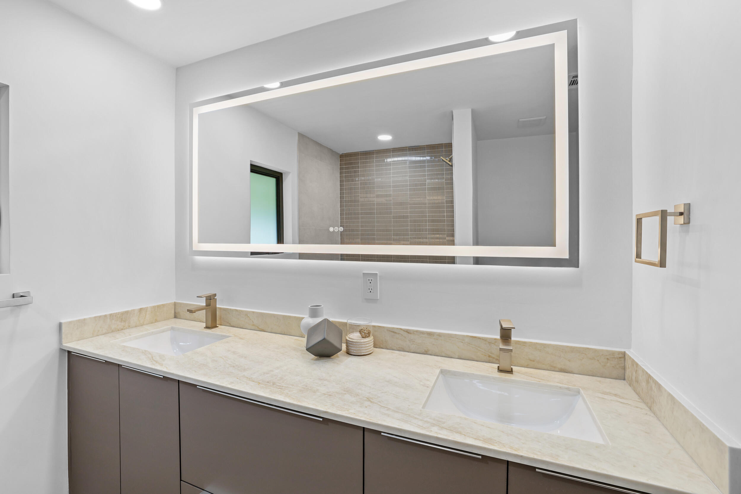 7571 Estrella, Boca Raton FL 33433
