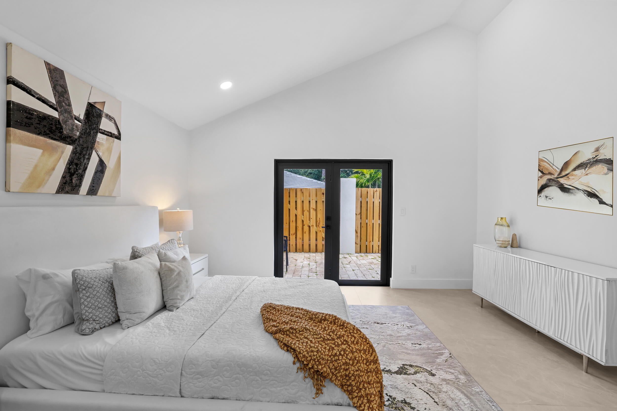 7571 Estrella, Boca Raton FL 33433