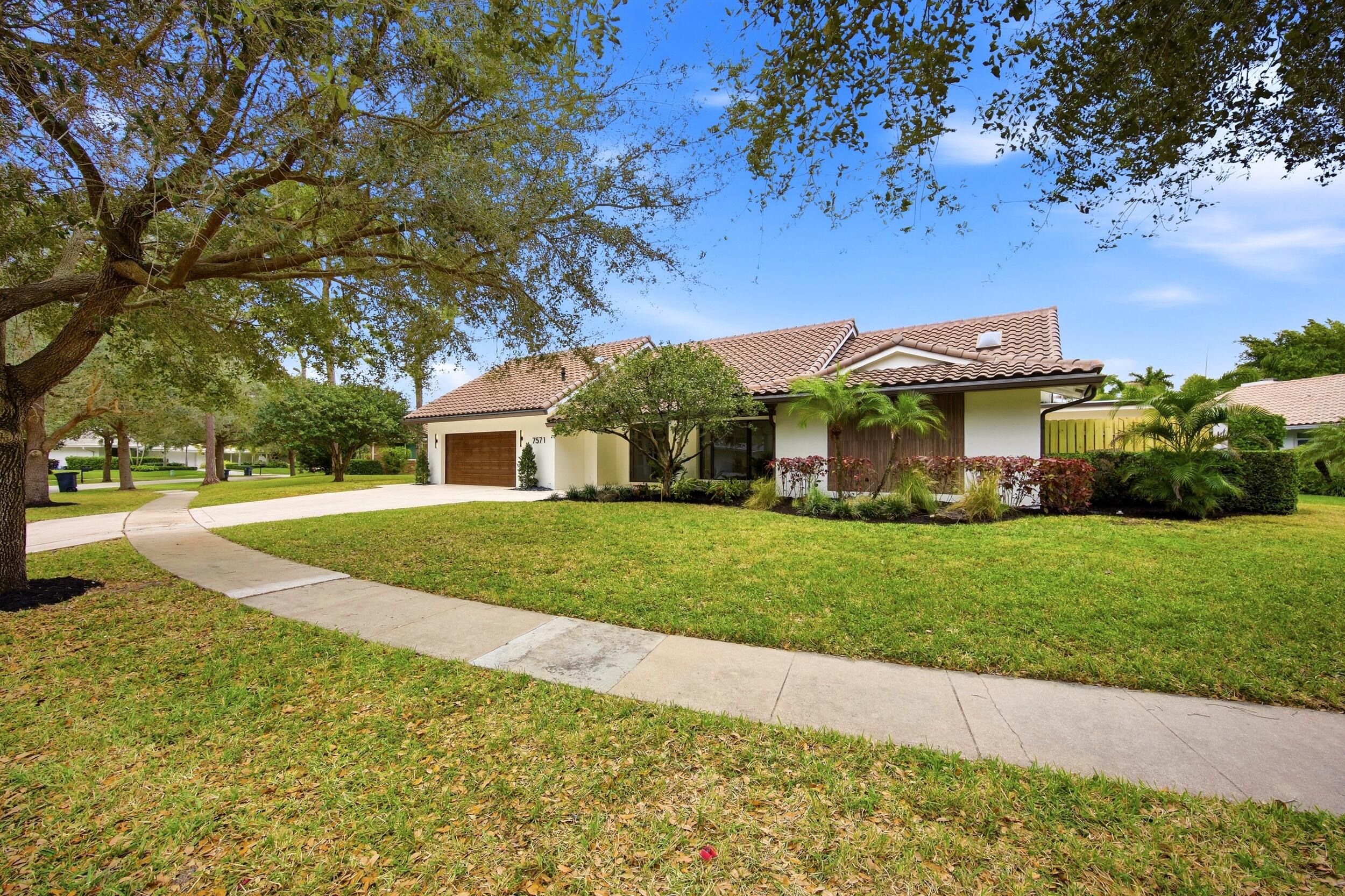 7571 Estrella, Boca Raton FL 33433