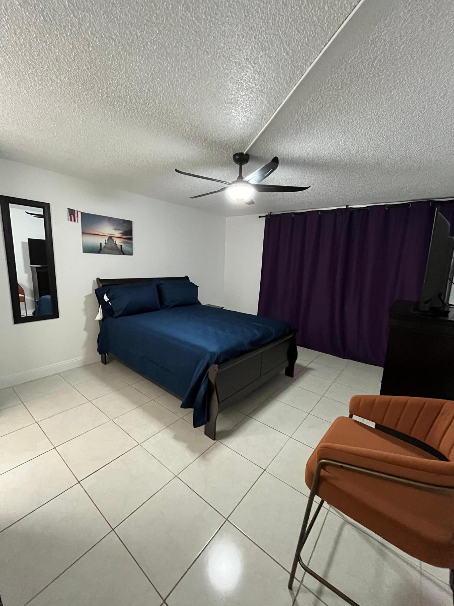7041 Environ #127, Lauderhill FL 33319