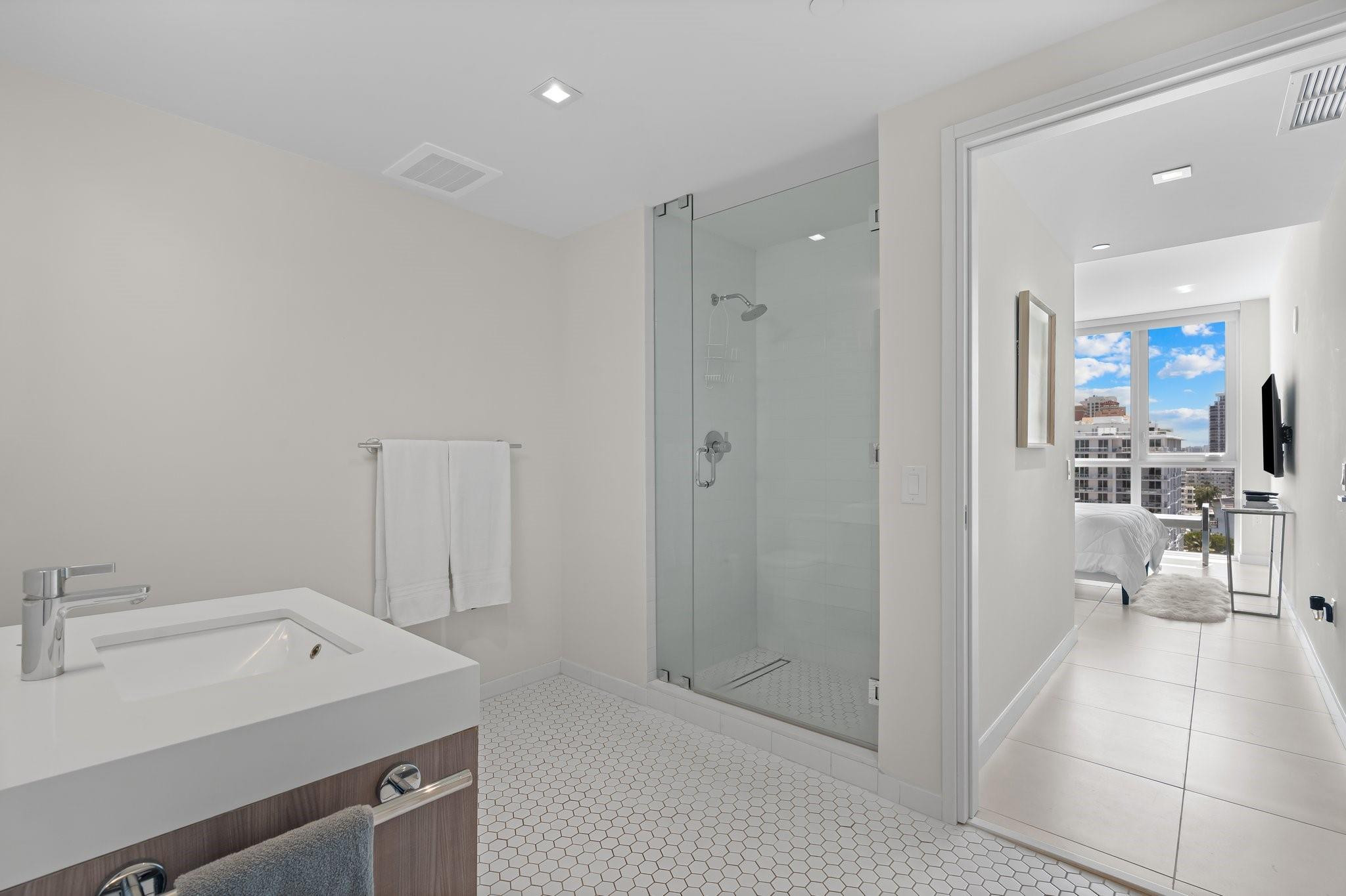 401 N Birch #1102, Fort Lauderdale FL 33304