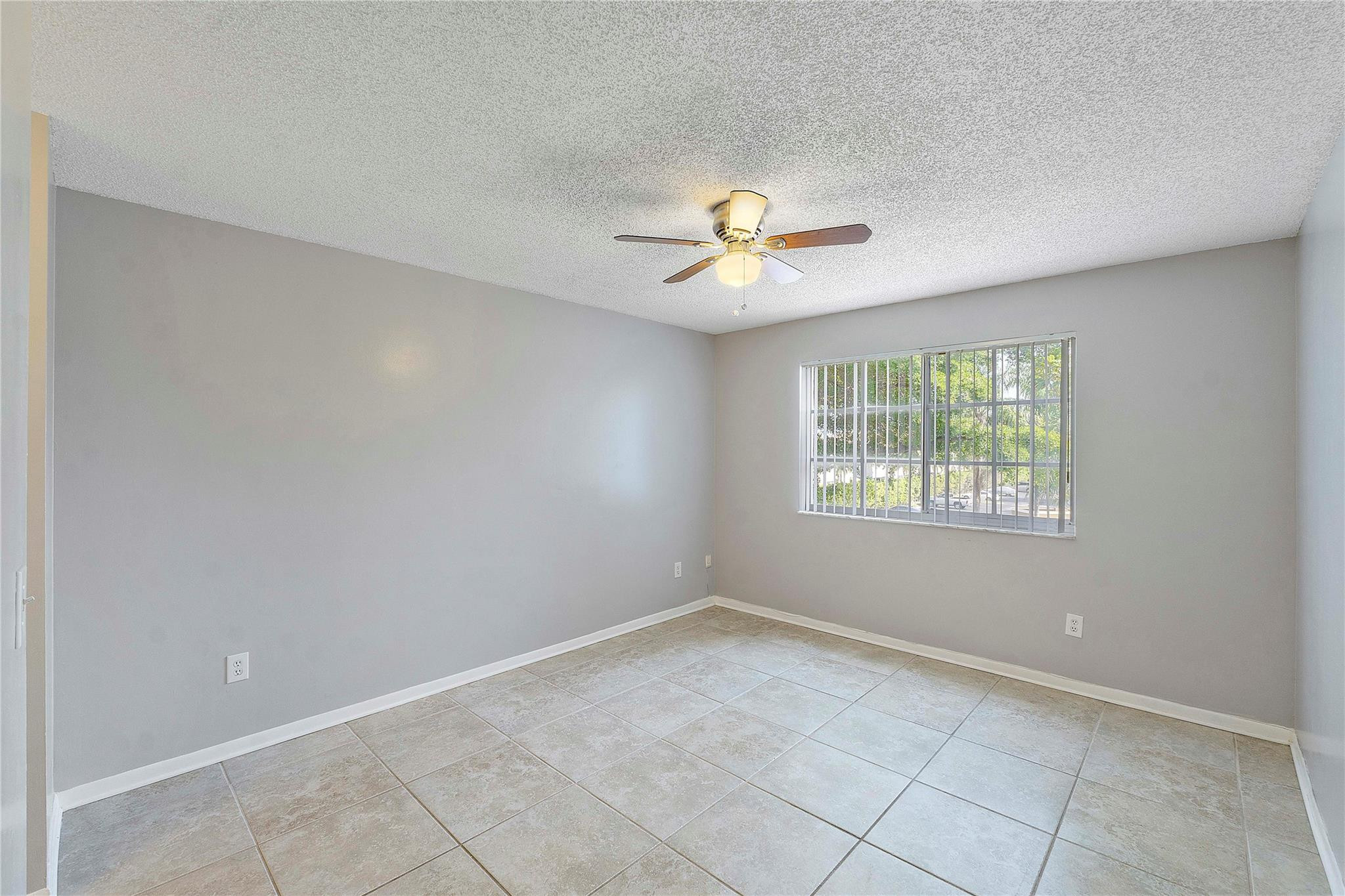 120 Yacht Club #305, Hypoluxo FL 33462