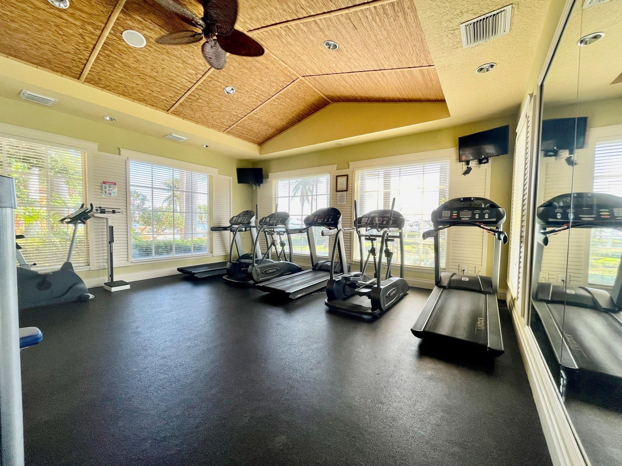 120 Yacht Club #305, Hypoluxo FL 33462