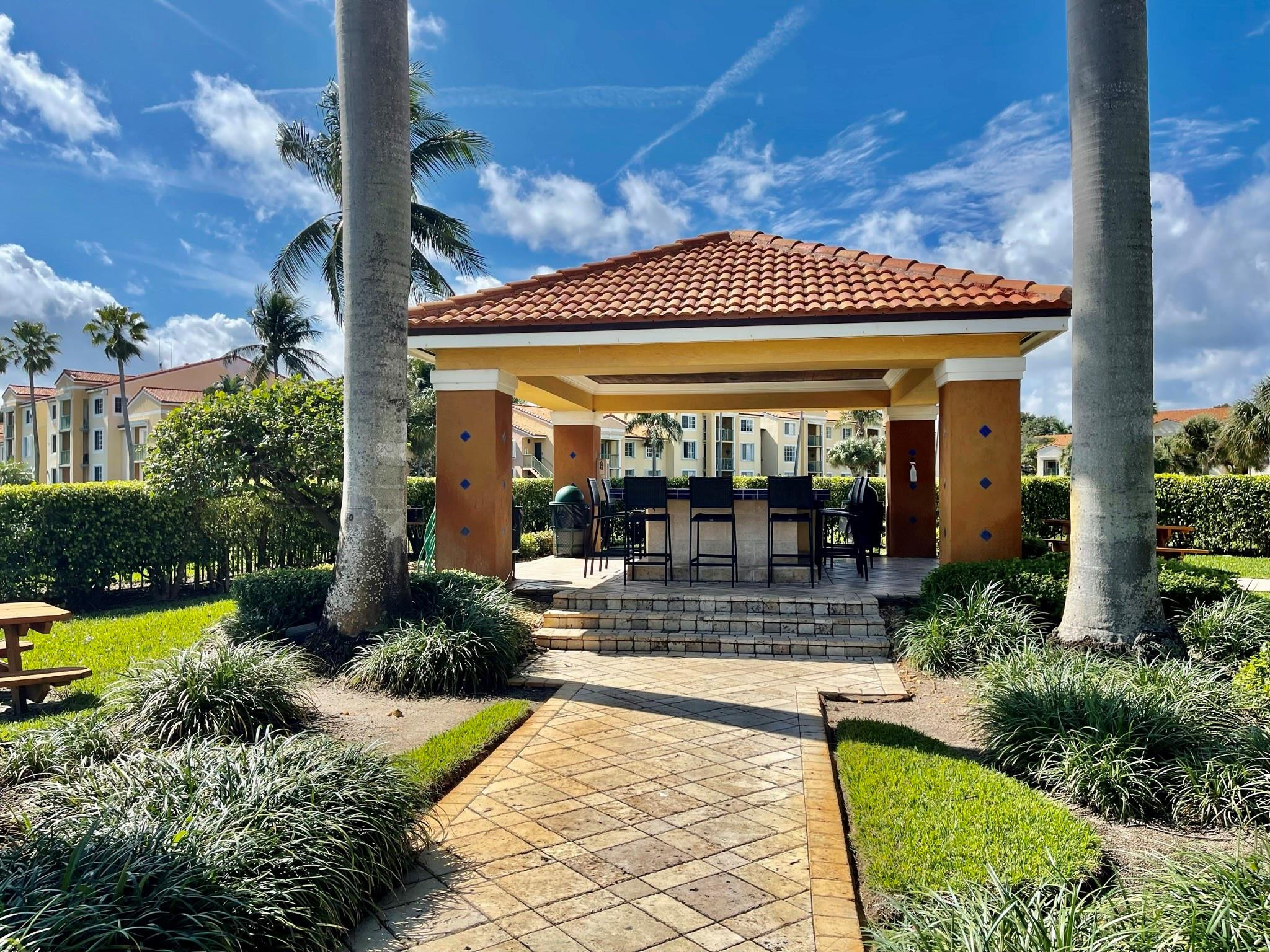 120 Yacht Club #305, Hypoluxo FL 33462