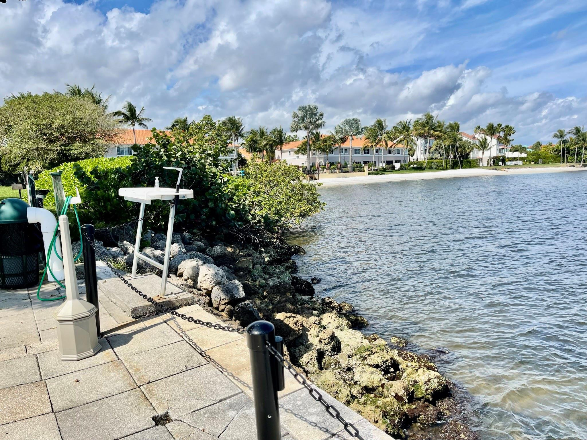 120 Yacht Club #305, Hypoluxo FL 33462
