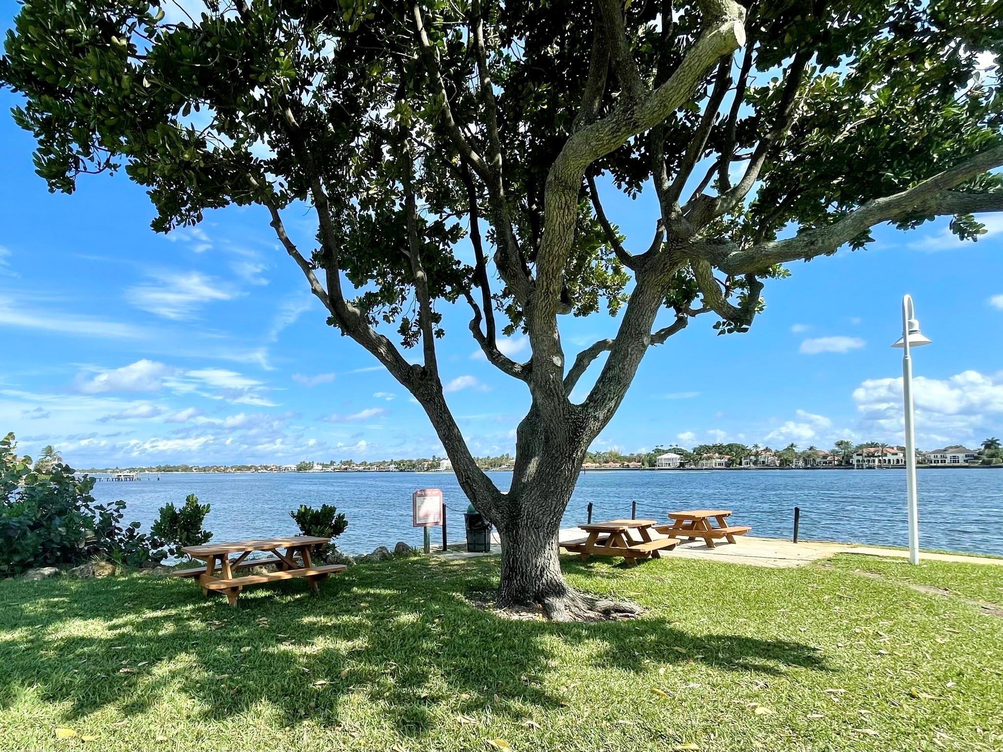 120 Yacht Club #305, Hypoluxo FL 33462
