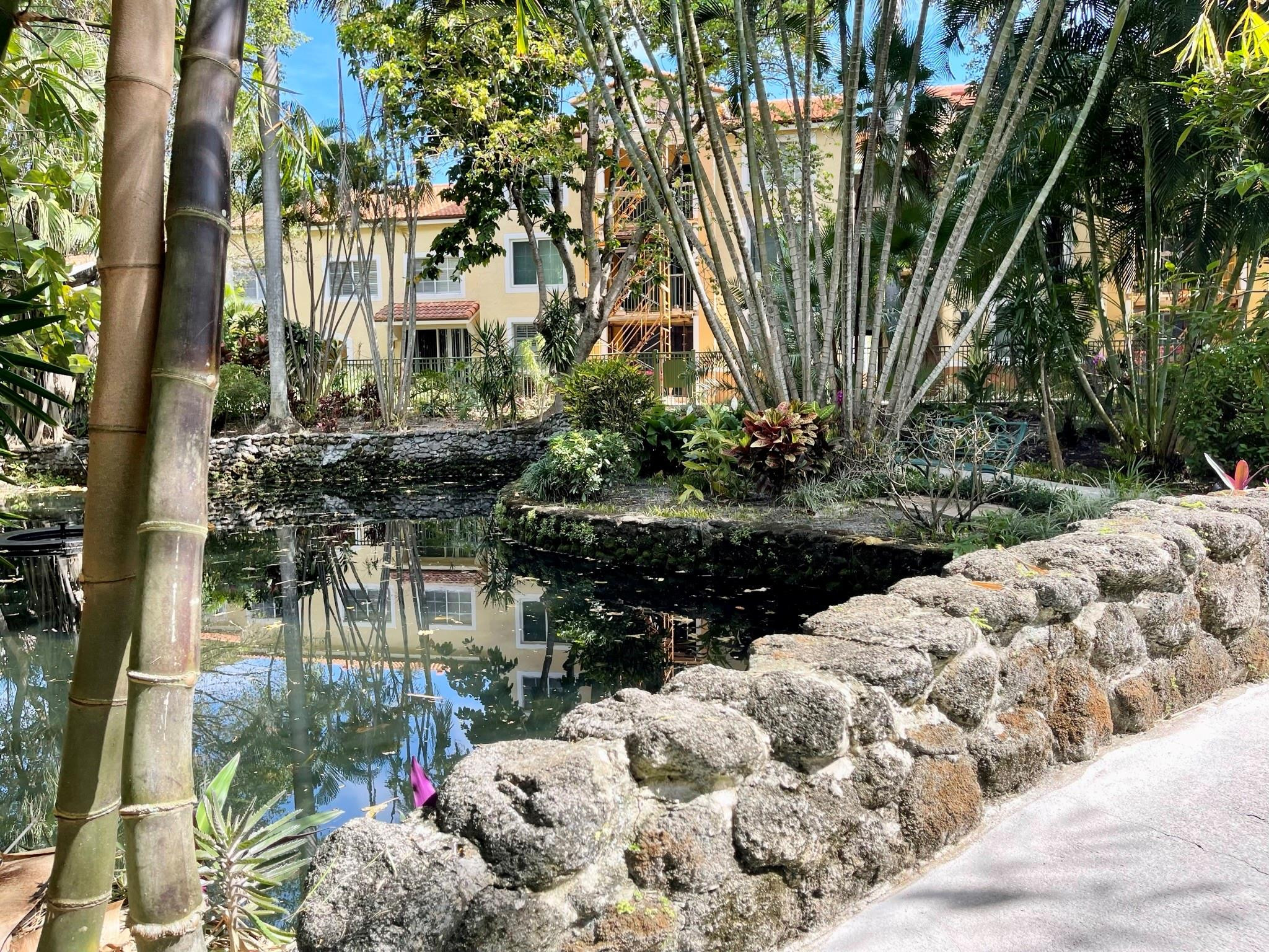 120 Yacht Club #305, Hypoluxo FL 33462