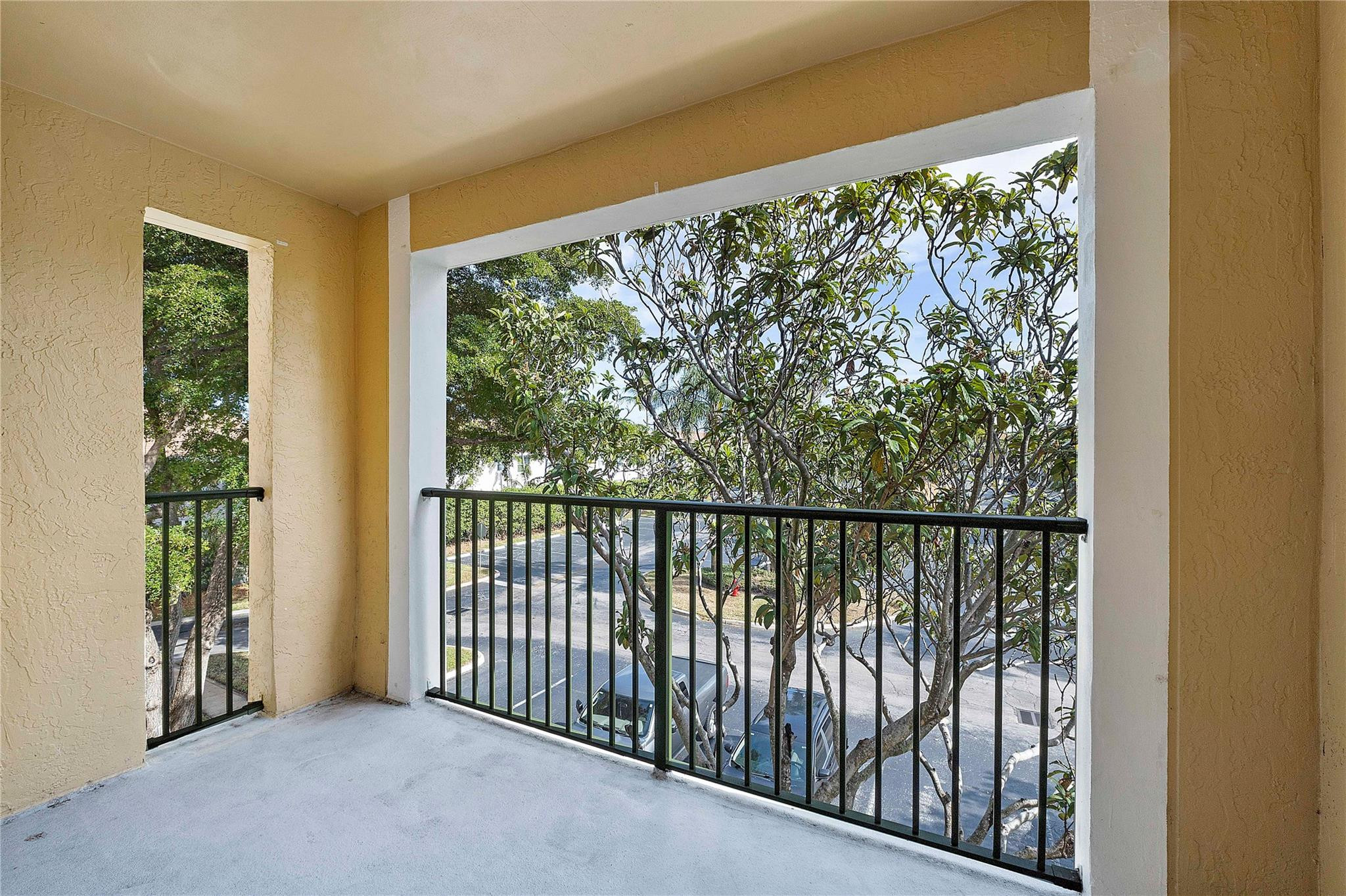 120 Yacht Club #305, Hypoluxo FL 33462