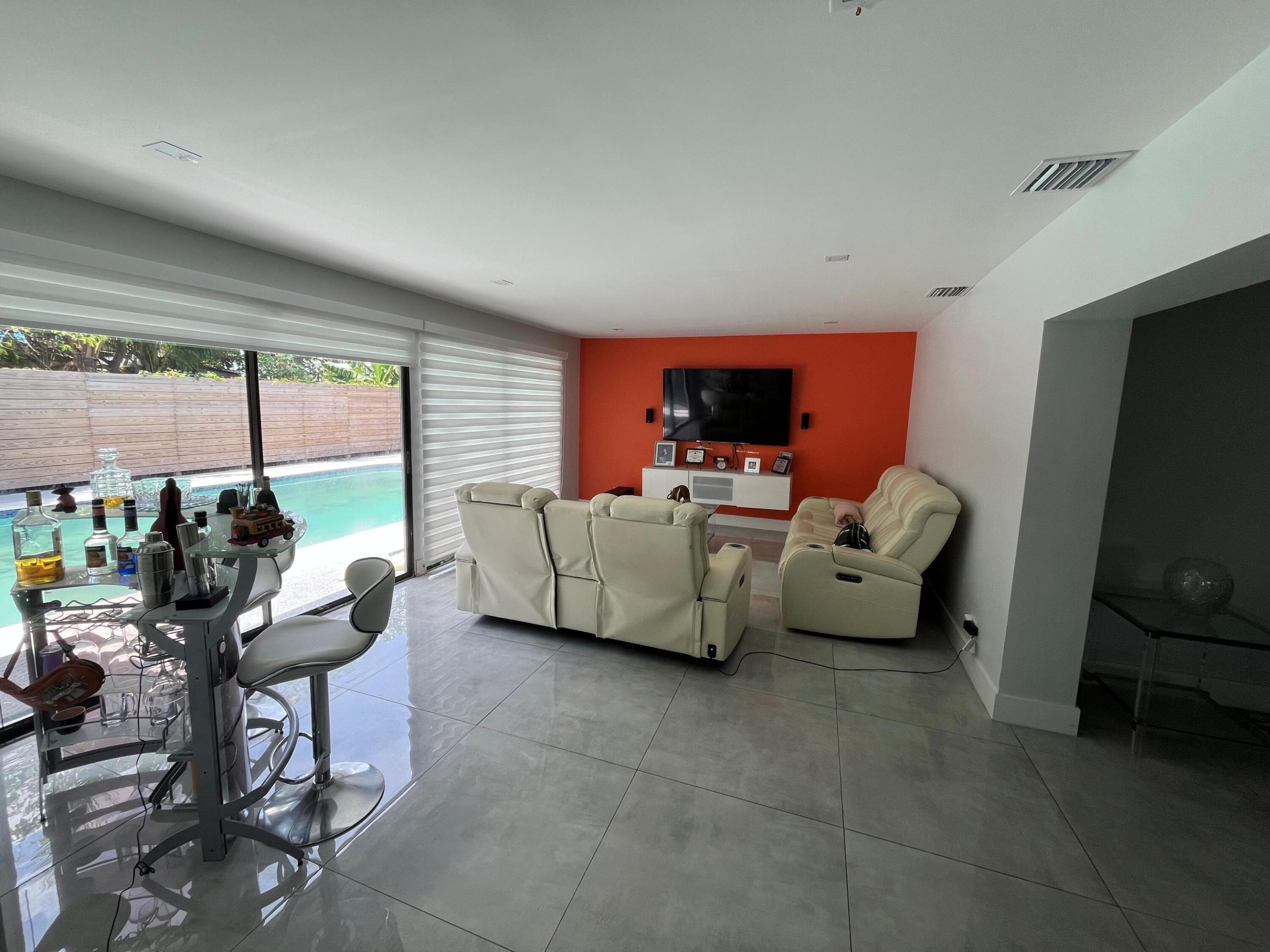 6800 SW 7th, North Lauderdale FL 33068