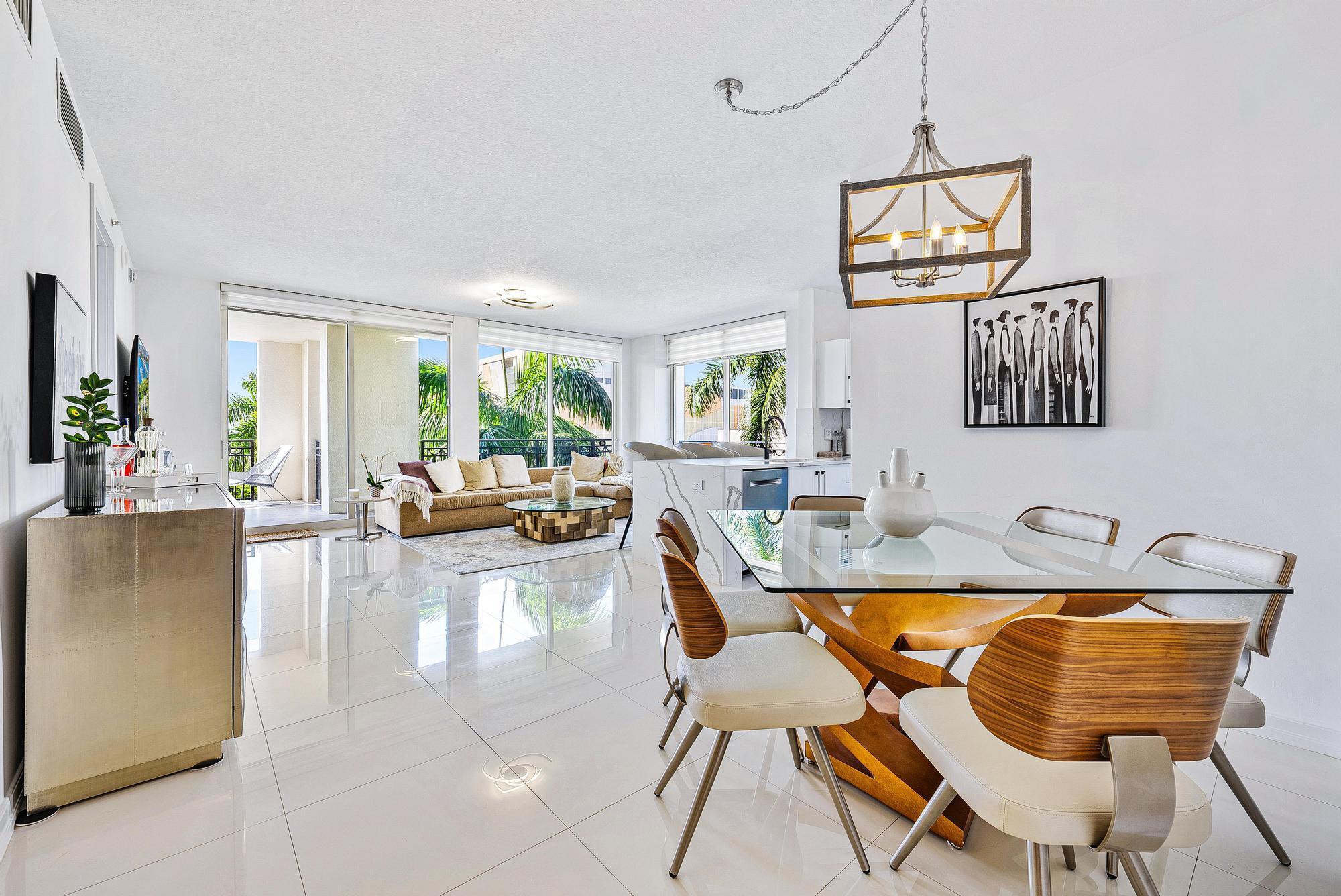 550 Okeechobee #422, West Palm Beach FL 33401