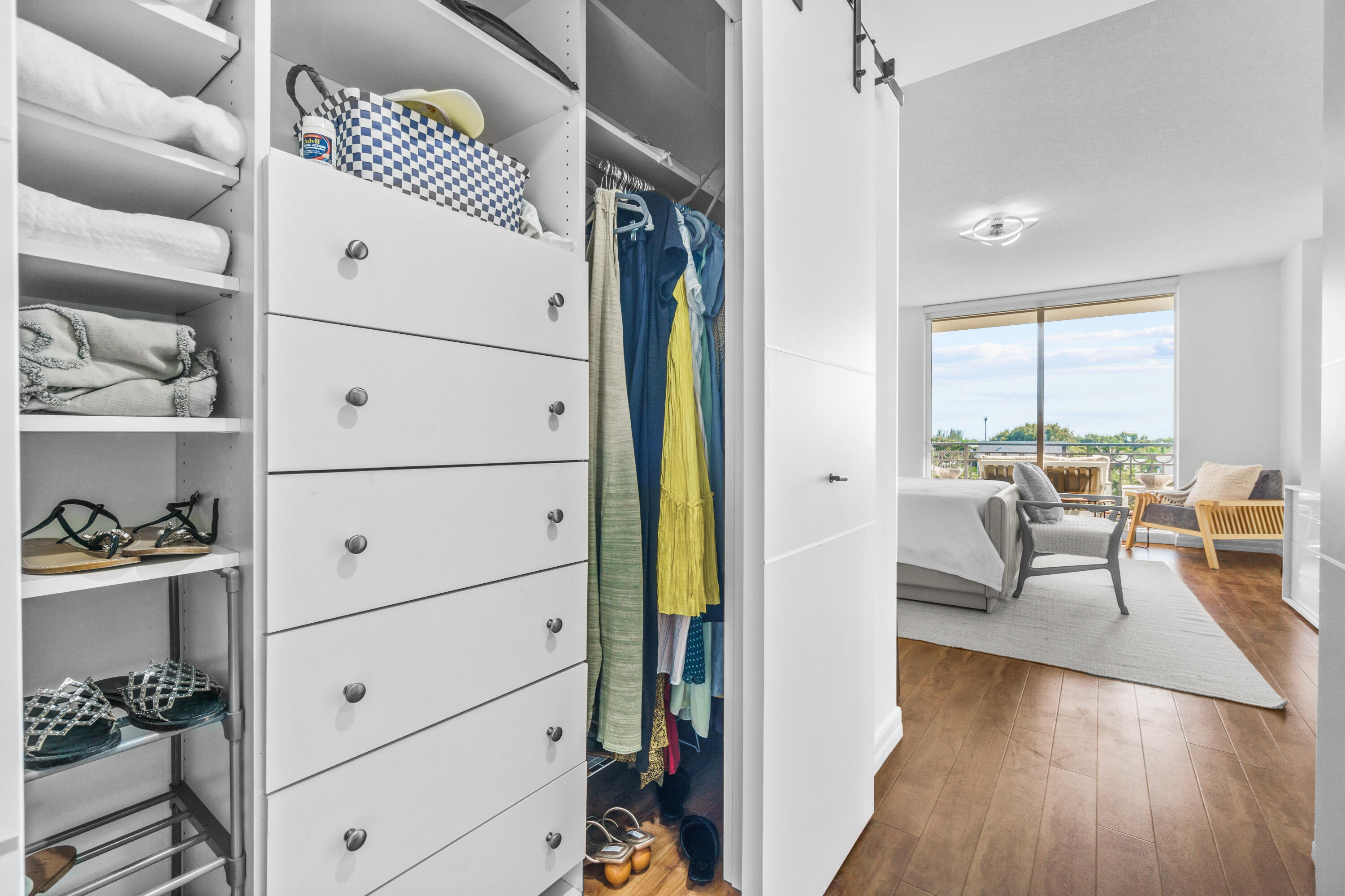 550 Okeechobee #422, West Palm Beach FL 33401