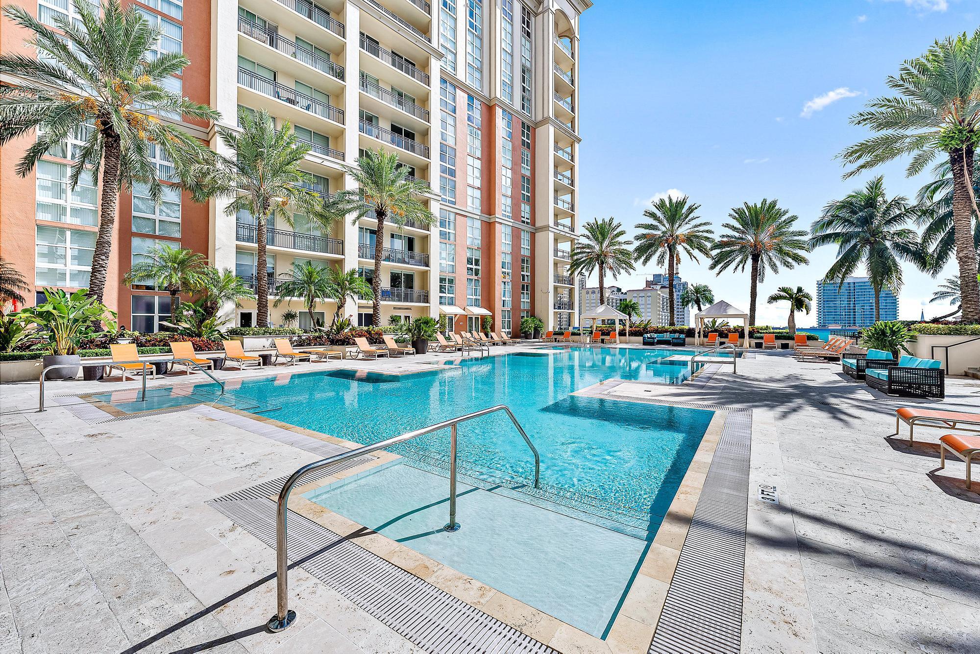 550 Okeechobee #422, West Palm Beach FL 33401
