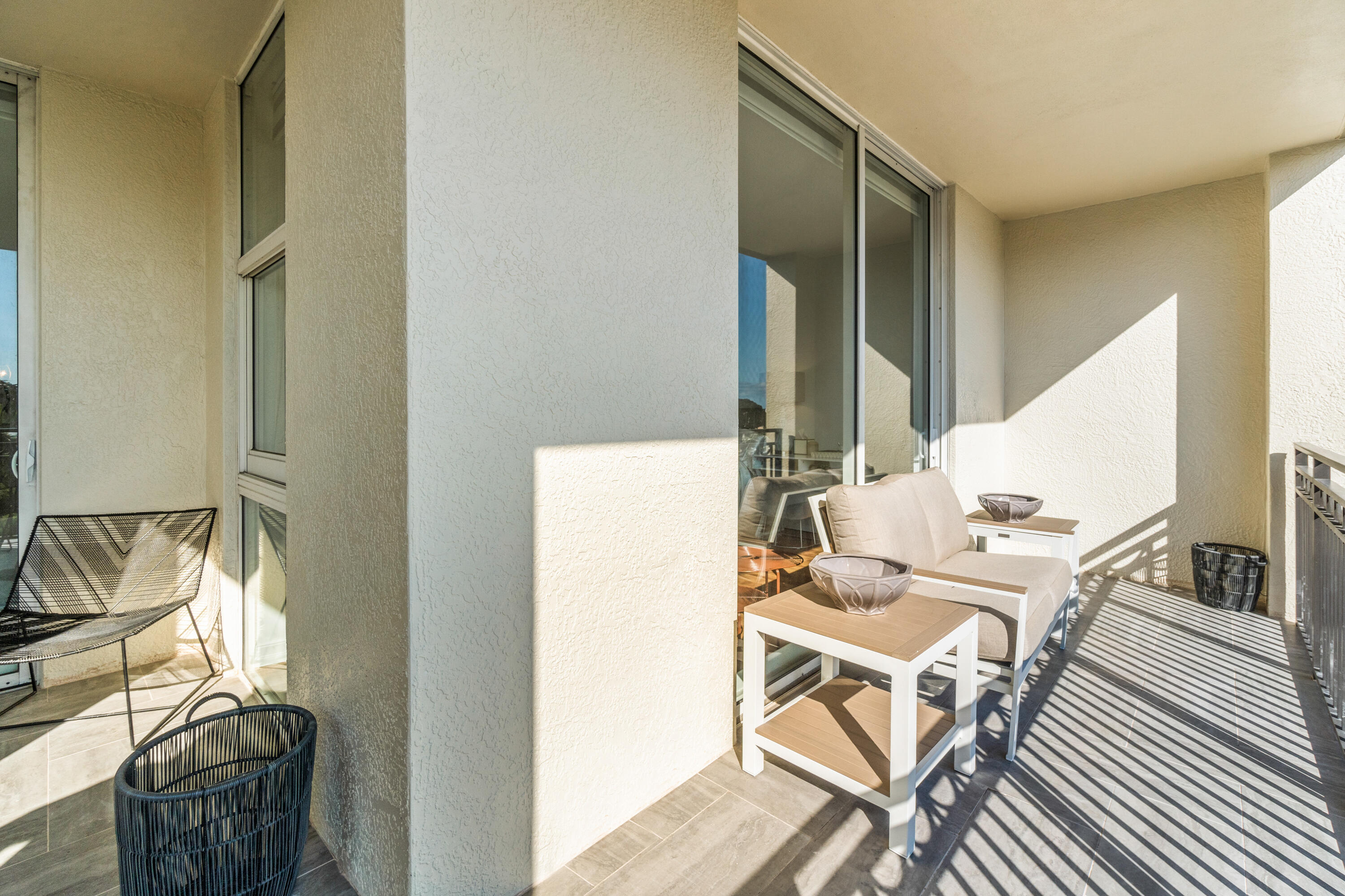 550 Okeechobee #422, West Palm Beach FL 33401