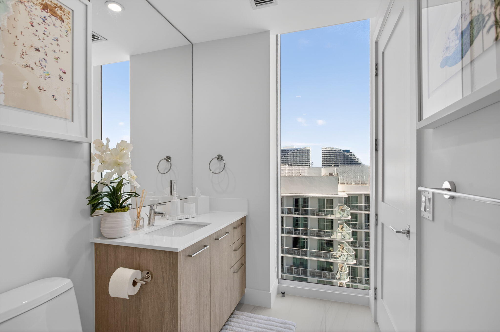 151 N Seabreeze #1004, Fort Lauderdale FL 33304