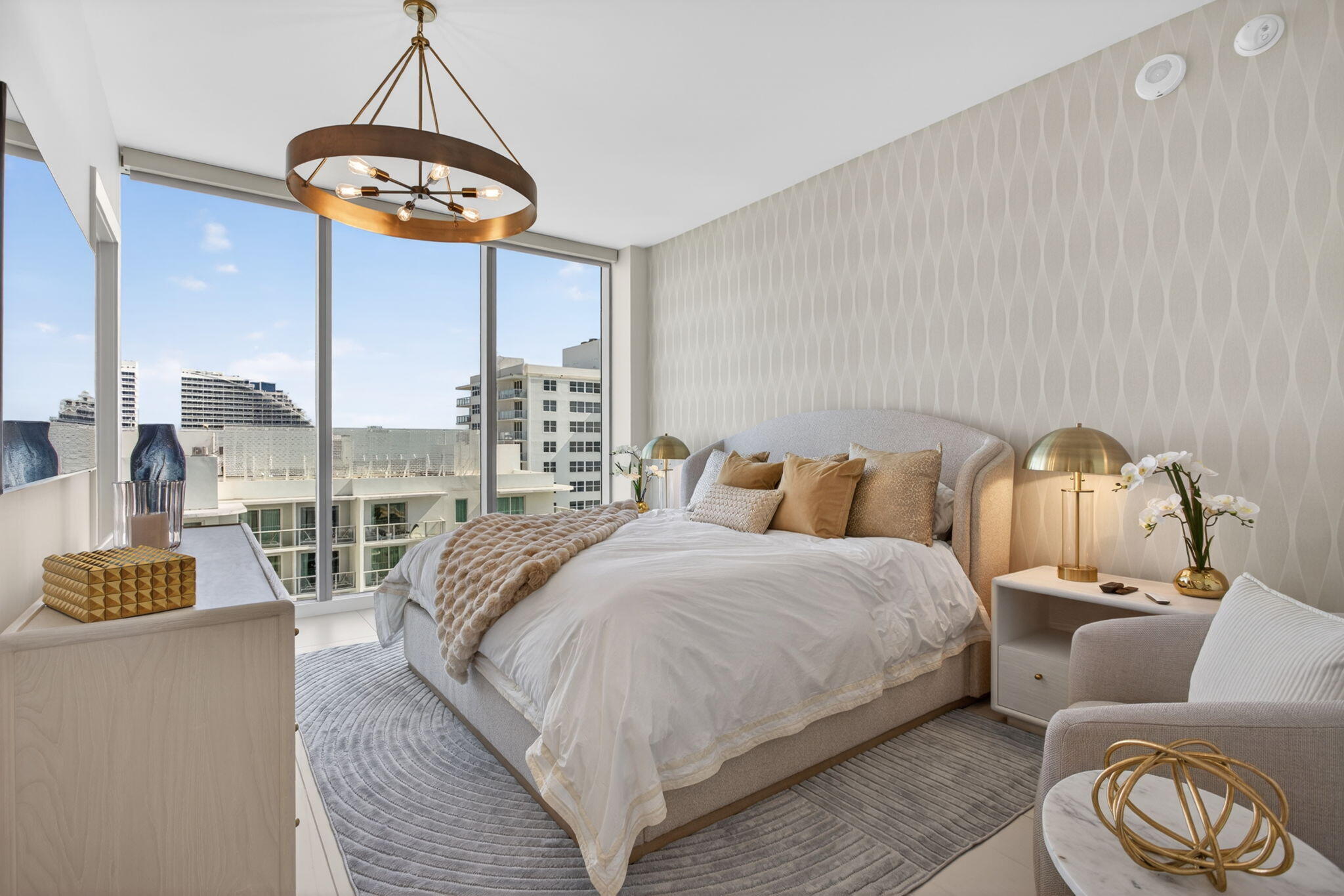 151 N Seabreeze #1004, Fort Lauderdale FL 33304
