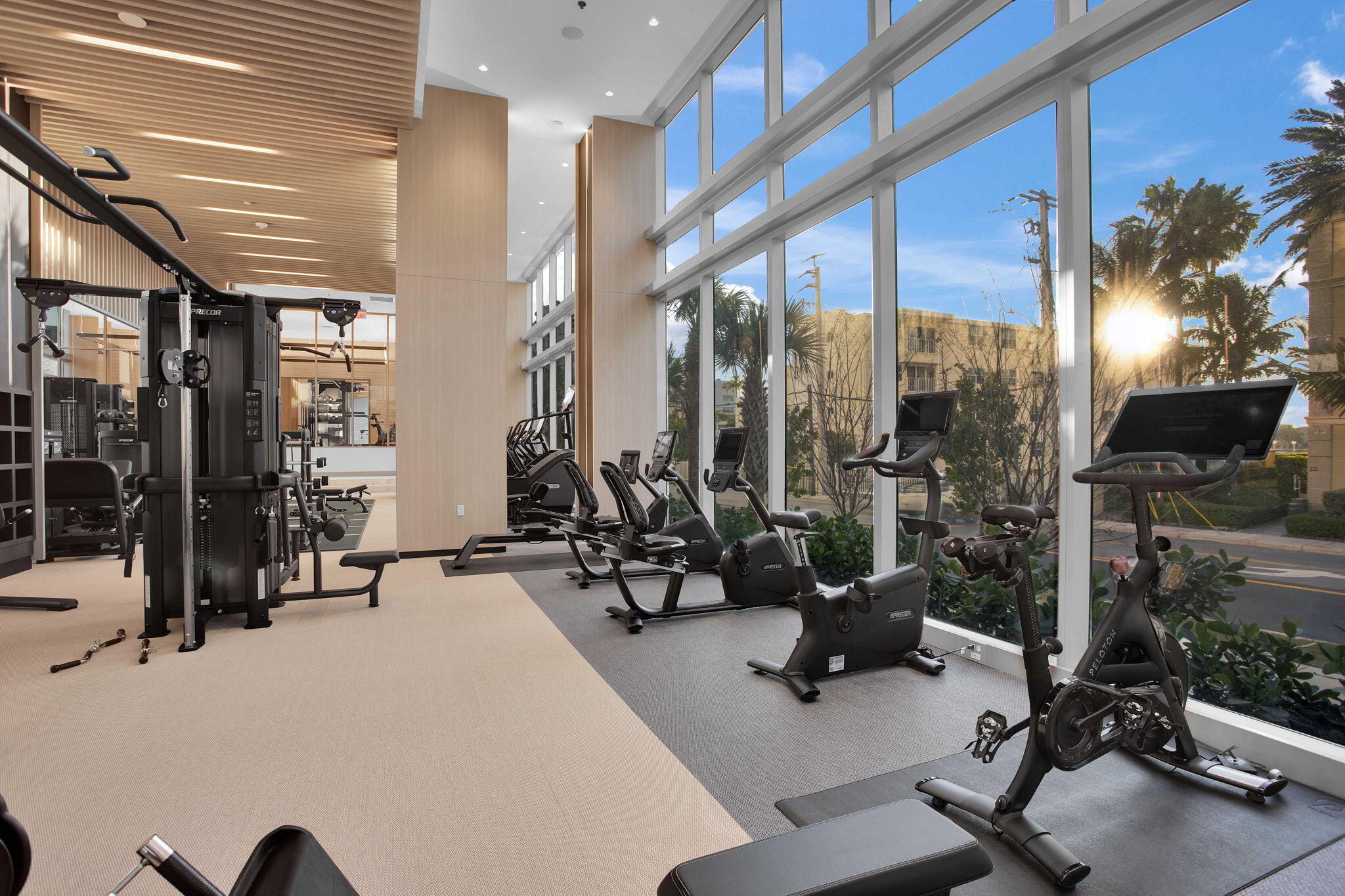151 N Seabreeze #1004, Fort Lauderdale FL 33304